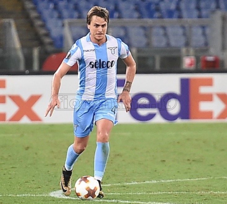 Il Tempo: la Fiorentina continua a sondare la pista Patric. Il laziale piace ai viola