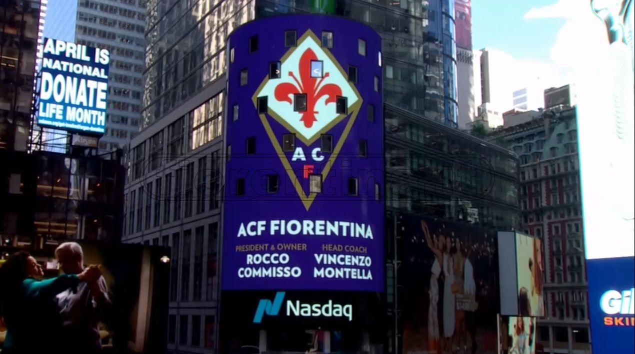 Il benvenuto di Rocco Commisso a Vincenzo Montella in Times Square (FOTO)
