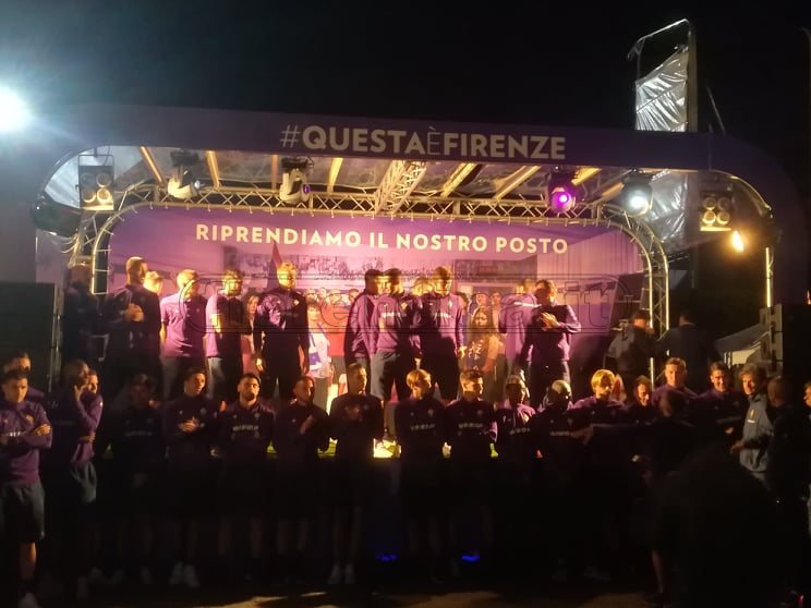 Festa a Moena: sfilata davanti ai tifosi, le parole di Barone, Commisso e Montella (VIDEO)