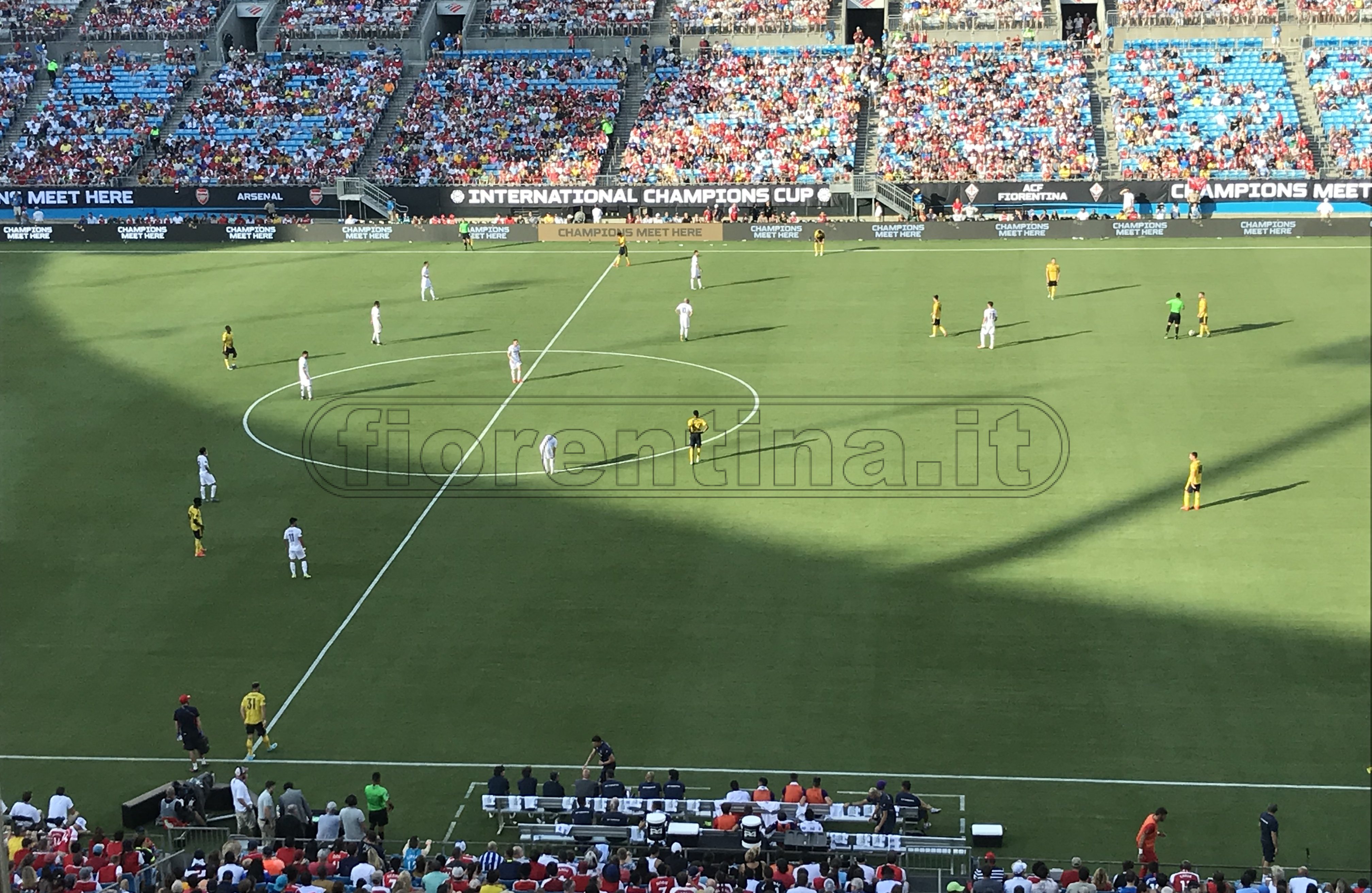 Arsenal-Fiorentina 3-0, la cronaca: Nketiah (doppietta) e Willock stendono i viola