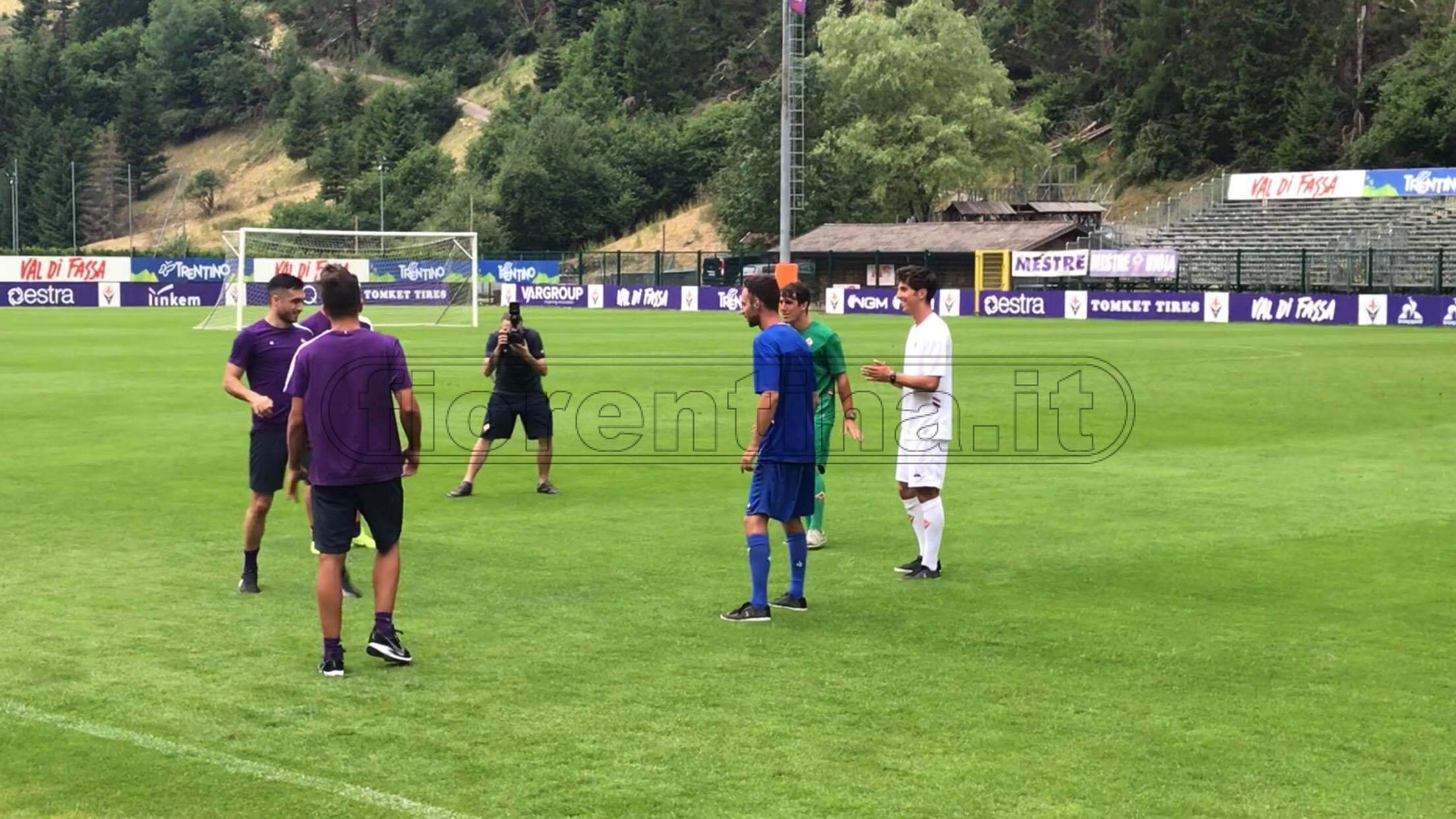 Simeone, Sottil e Baez sfidano tre giocatori di calcio freestyle (VIDEO)