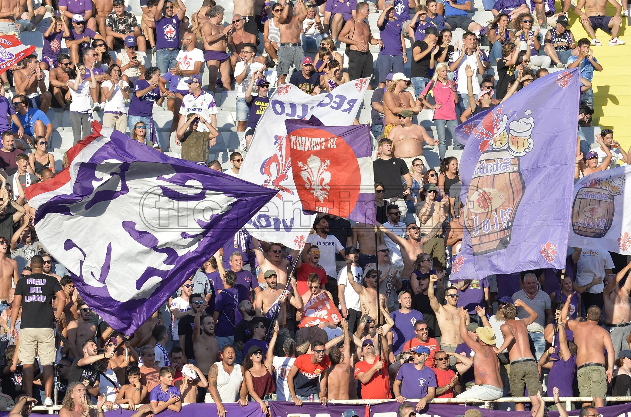 Marea viola, tifo record: si punta ai 26-27 mila abbonati