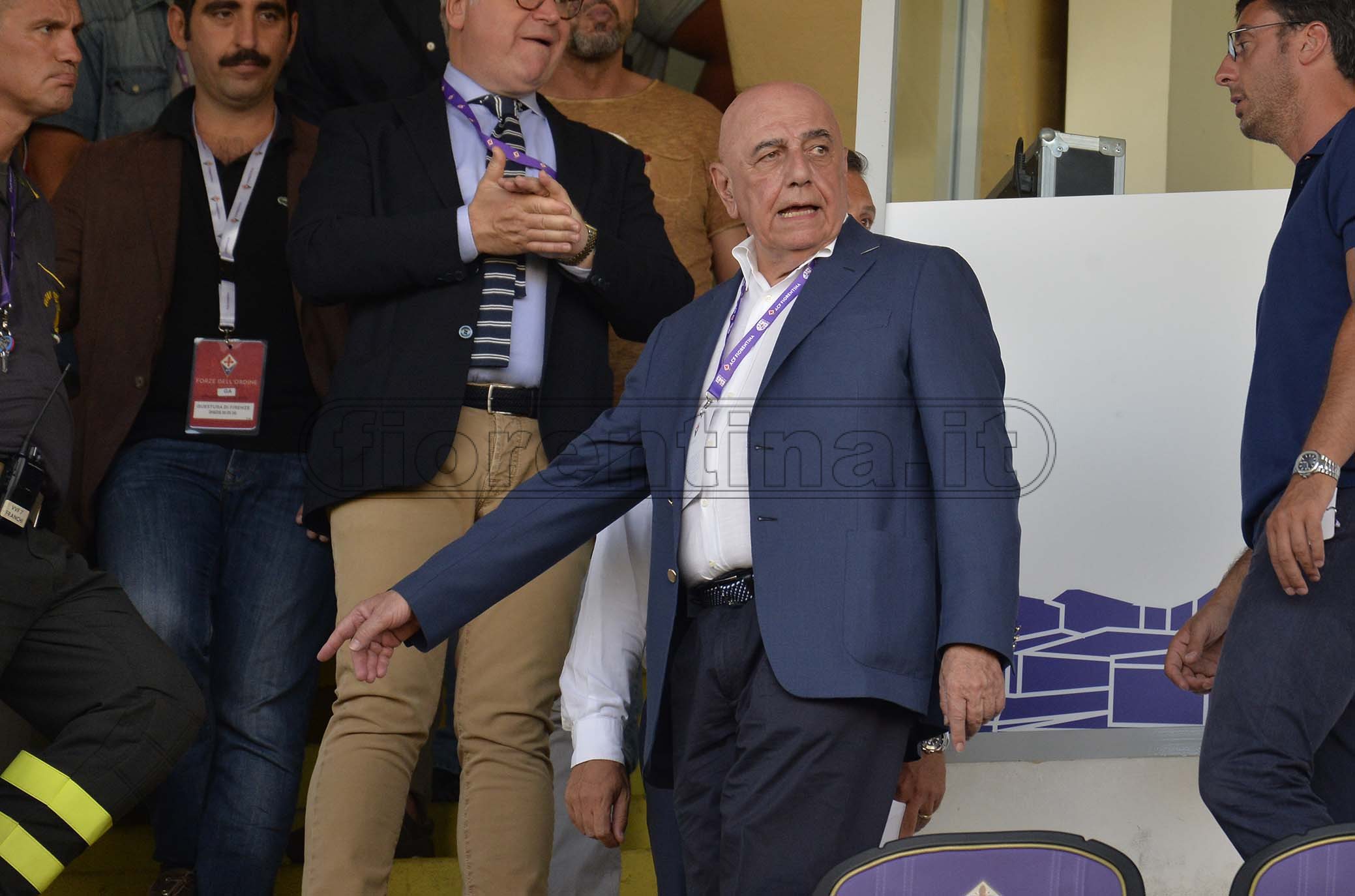 Galliani: "Meglio riprendere la stagione ad agosto. Calcio rischia 700 milioni di danni"
