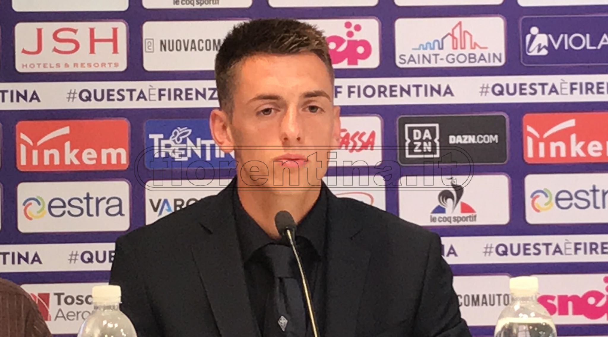 Terzic: "Milenkovic e Vlahovic mi aiutano molto. Mi piace il paragone con Kolarov..."