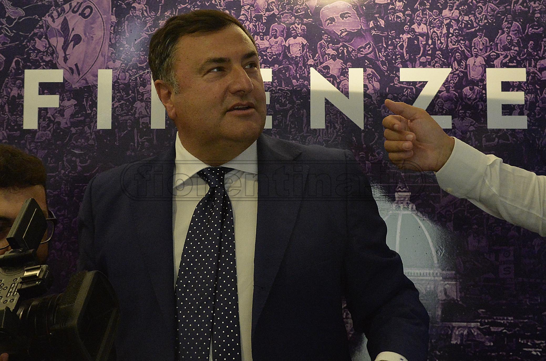 La giornata viola, il riassunto