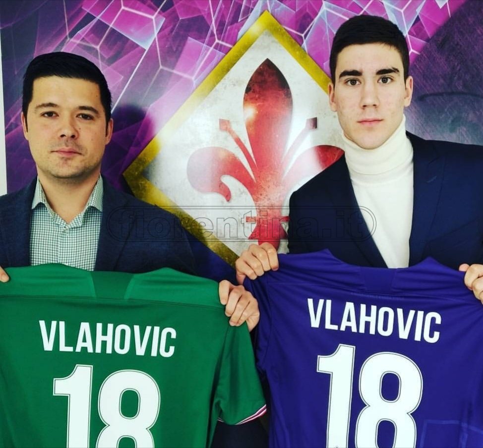 Ag. Vlahovic a VI.IT: "È uno degli attaccanti più talentuosi al mondo. Montella lo apprezza molto e credo che sia pronto per giocare"