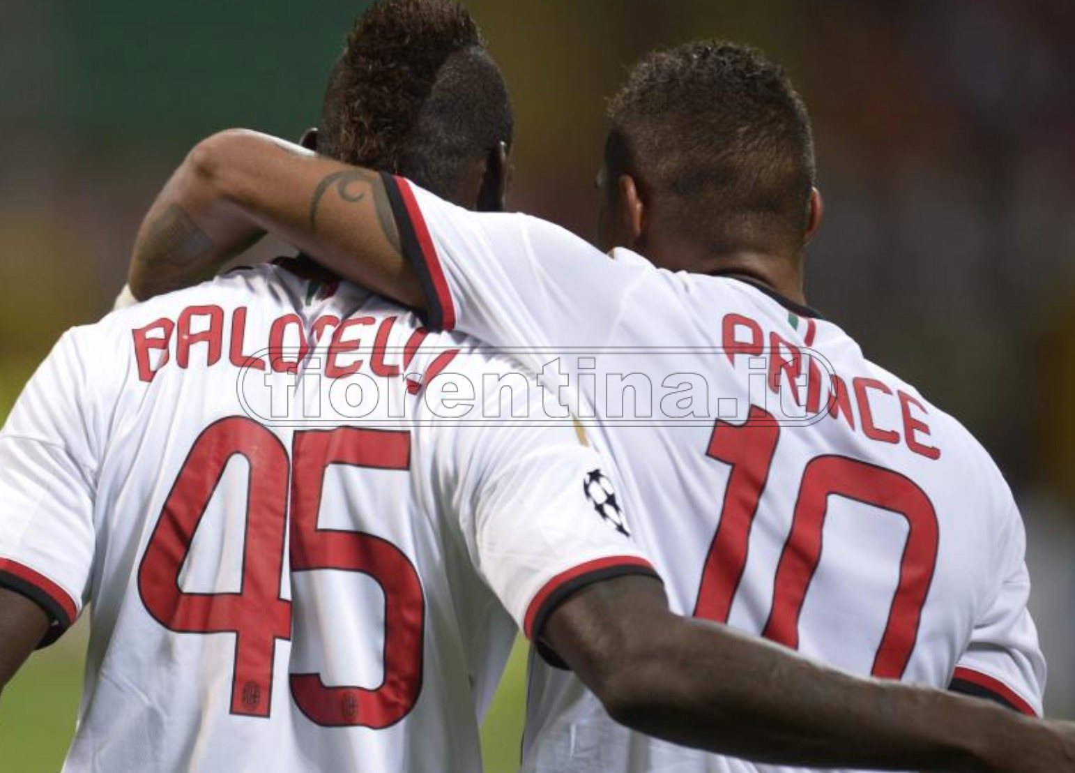 Boateng 'chiama' Balotelli in viola: "Definitelo matto, ma è incredibile"