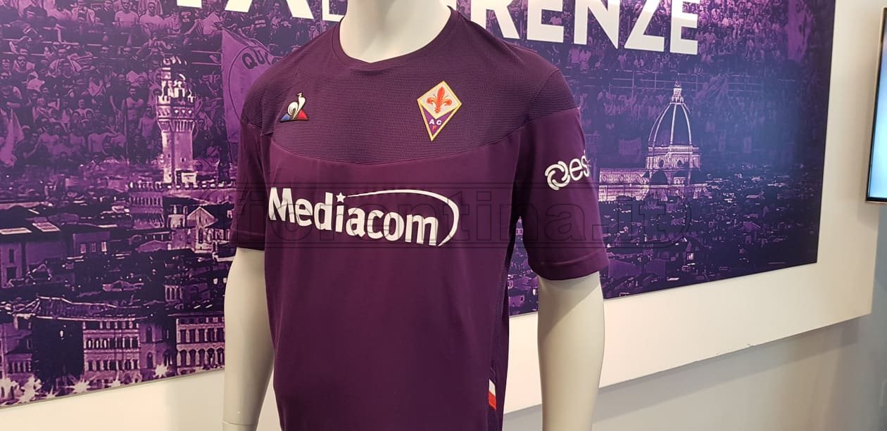 Nuovo record, le maglie pagano sempre meglio: Fiorentina al secondo posto
