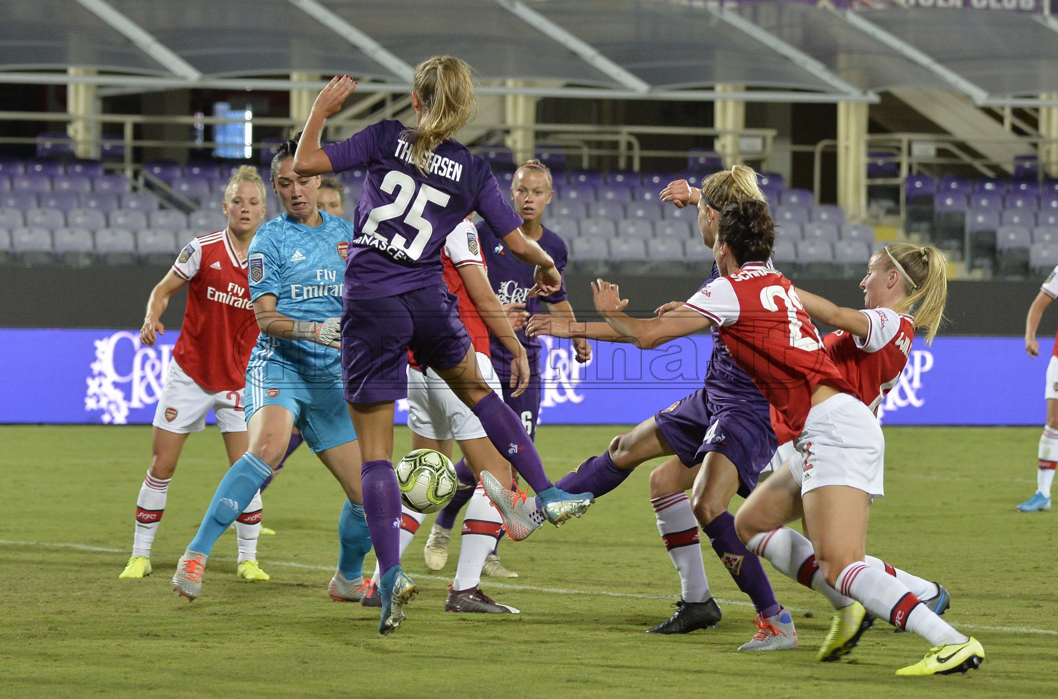 Le immagini di Fiorentina Women's-Arsenal nella FOTOGALLERY di VI.IT