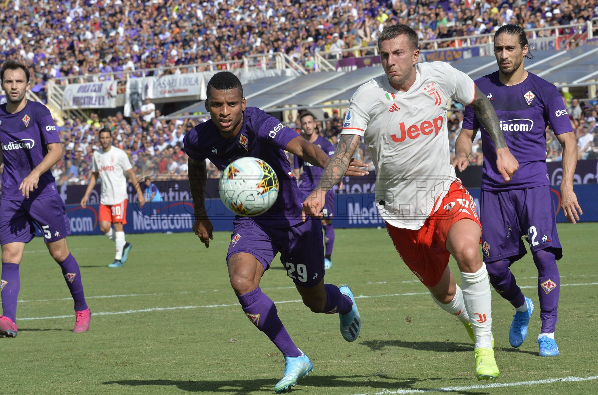 Bernardeschi: "Juve in crescita, i risultati parlano chiaro. Con Sarri continuerò da mezzala"