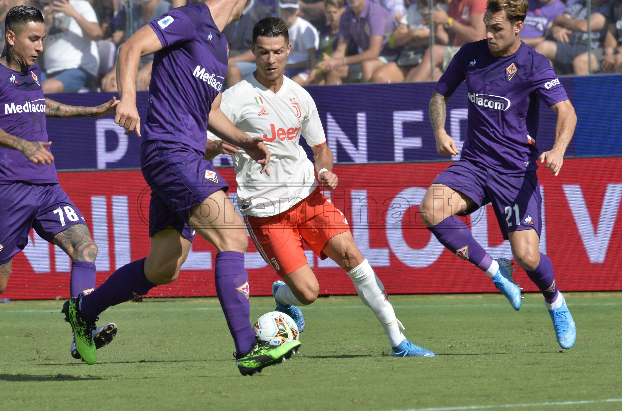 Juve-Fiorentina a confronto: difesa che concede quella di Sarri. Ronaldo vice bomber di A