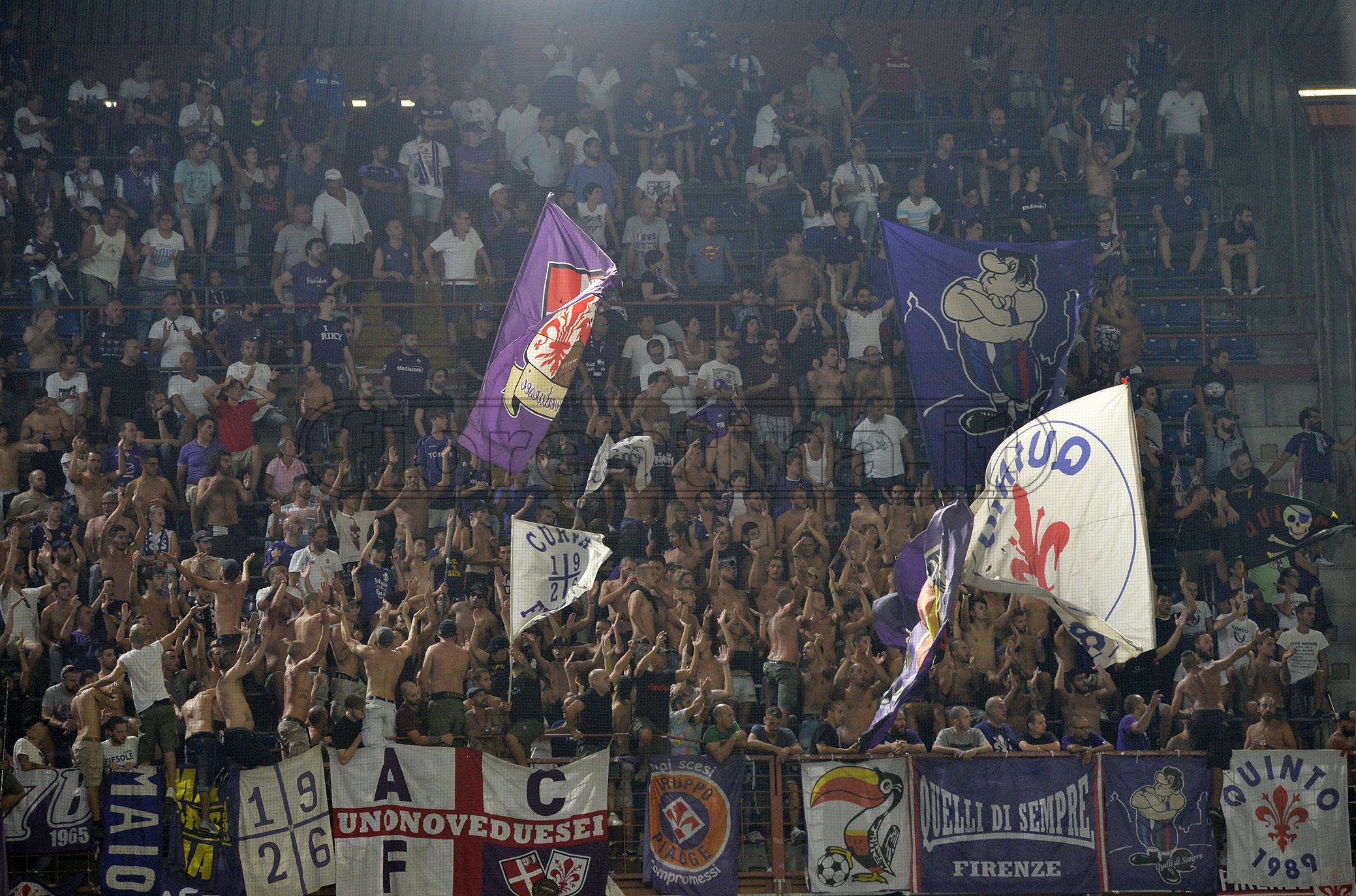 Nonostante il ko... la Fiorentina ringrazia i suoi tifosi per il tifo incessante a Marassi