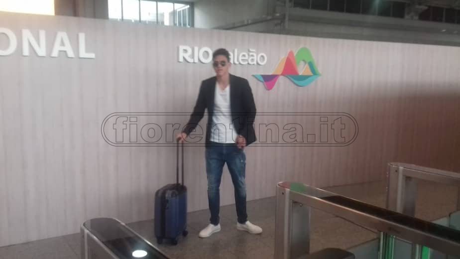 Oggi arriva Pedro. Il brasiliano stasera a Firenze. Da lunedì a disposizione di Montella