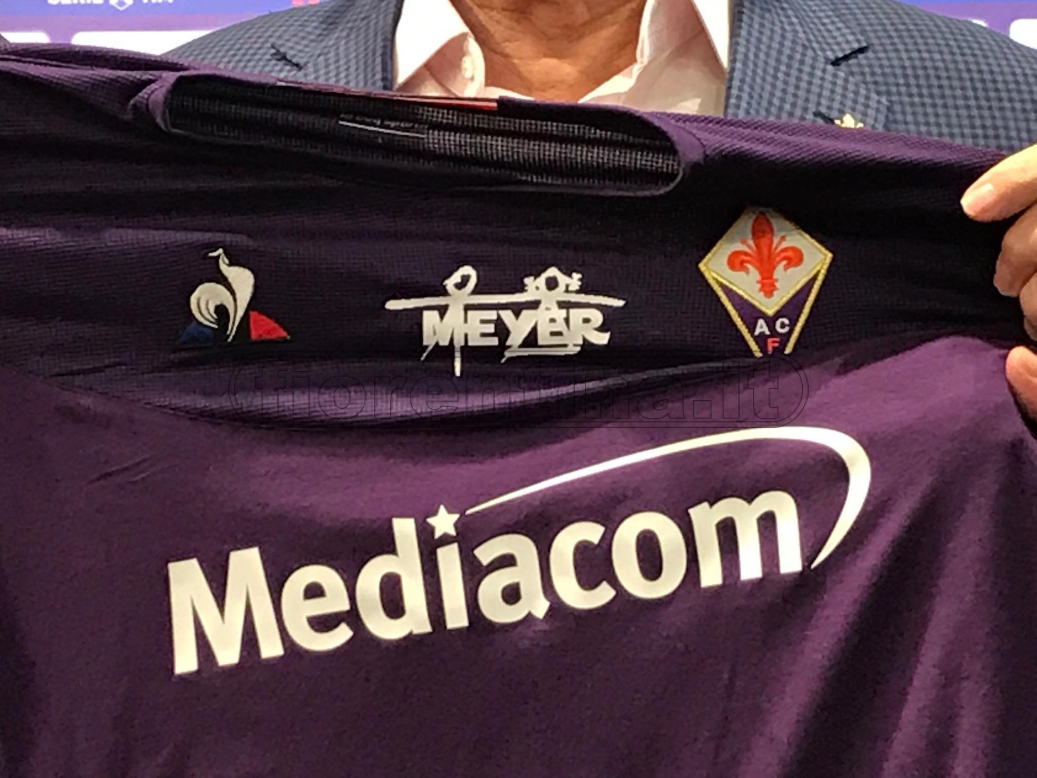 Fiorentina-Meyer, il logo esposto sulla maglia si alternerà a Val di Fassa (FOTO VI.IT)