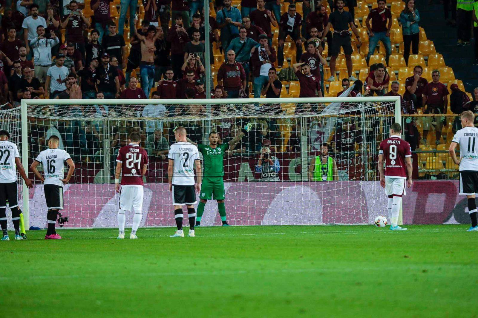 Il Parma supera il Torino 3-2 grazie a un gol di Inglese nel finale