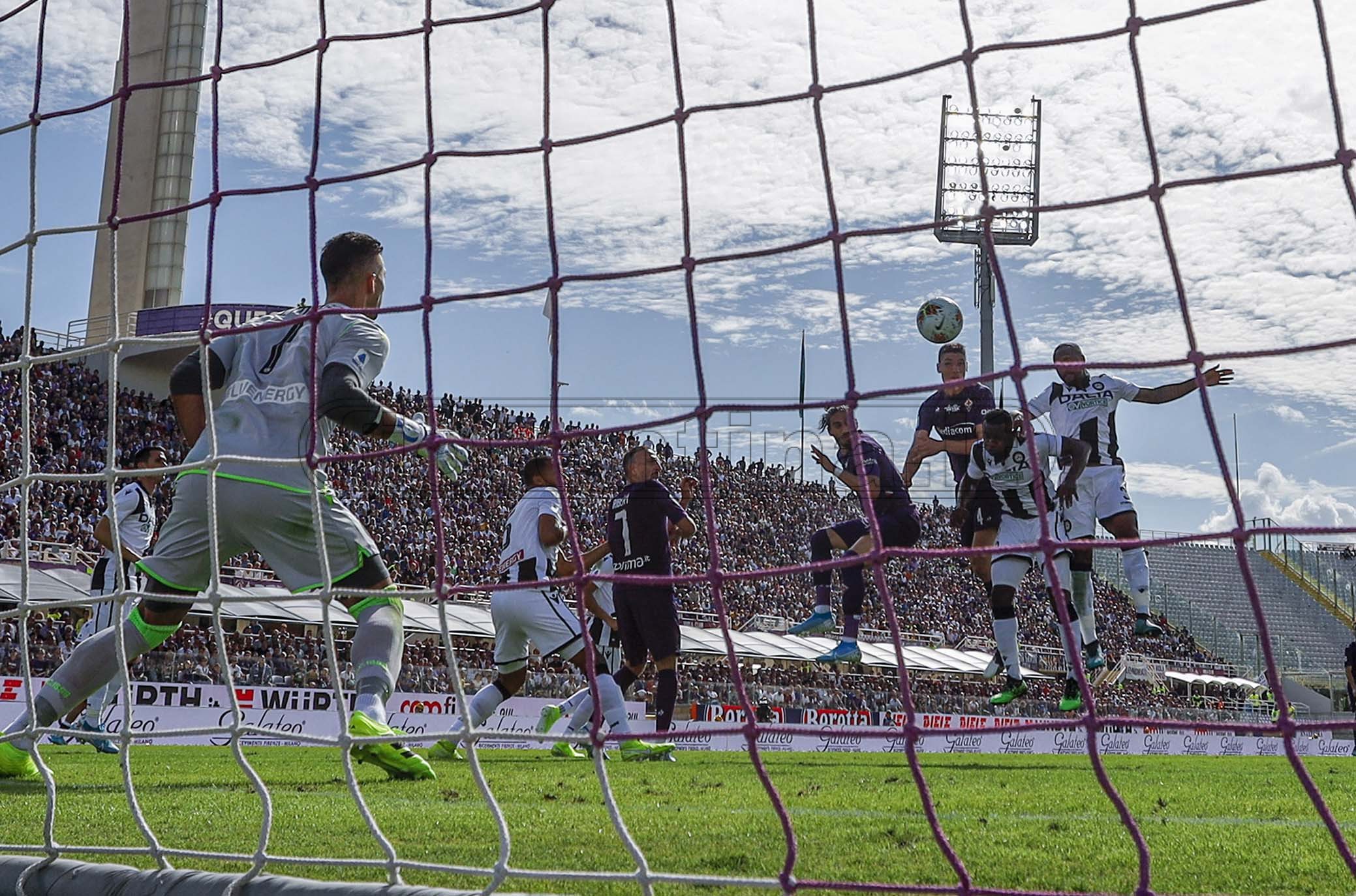 Di rigore o da corner: la metà dei gol viola arriva 'da fermo'
