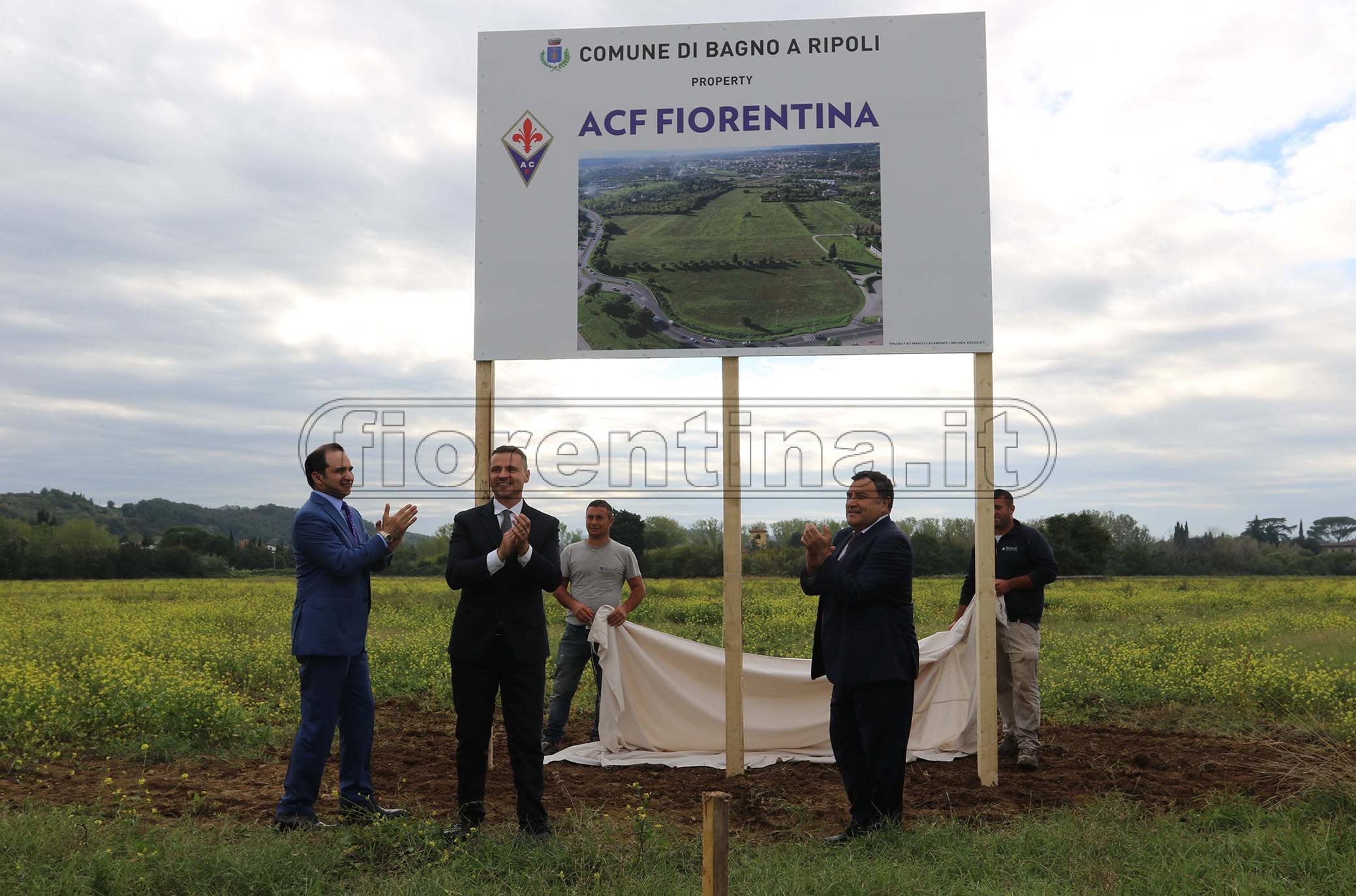 FIORENTINA 09-10-2019 JOE BARONE, JOSEPH COMMISSO E IL SINDACO DI BAGNO A RIPOLI FRANCESCO CASINI INAUGURANO IL NUOVO CENTRO SPORTIVO DELLA FIORENTINA. ROBERTO VICARIO/SILPRESS