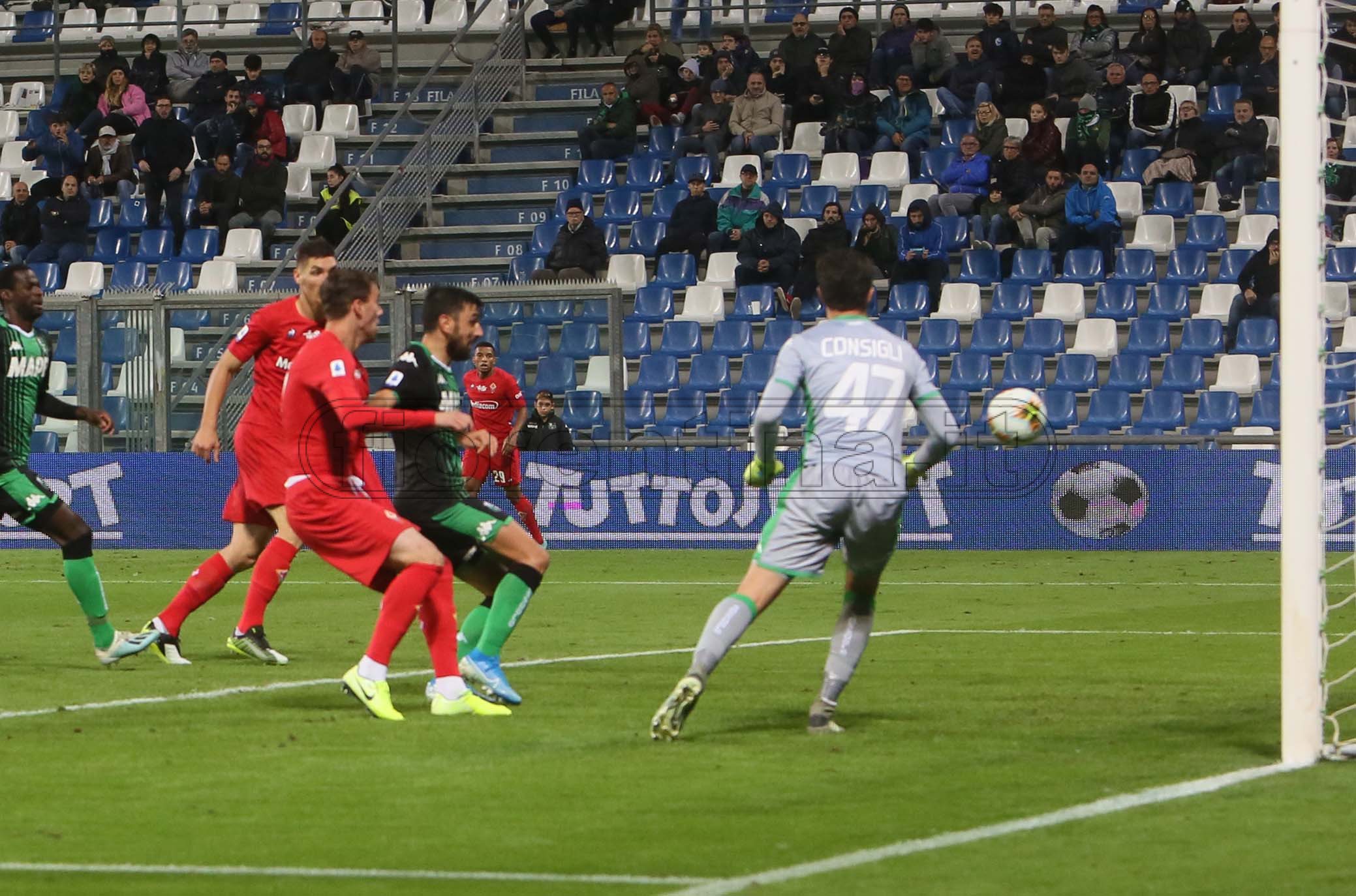 Fio-Sassuolo a confronto: viola con 3 punti e 15 gol segnati in meno. Difesa horror per De Zerbi