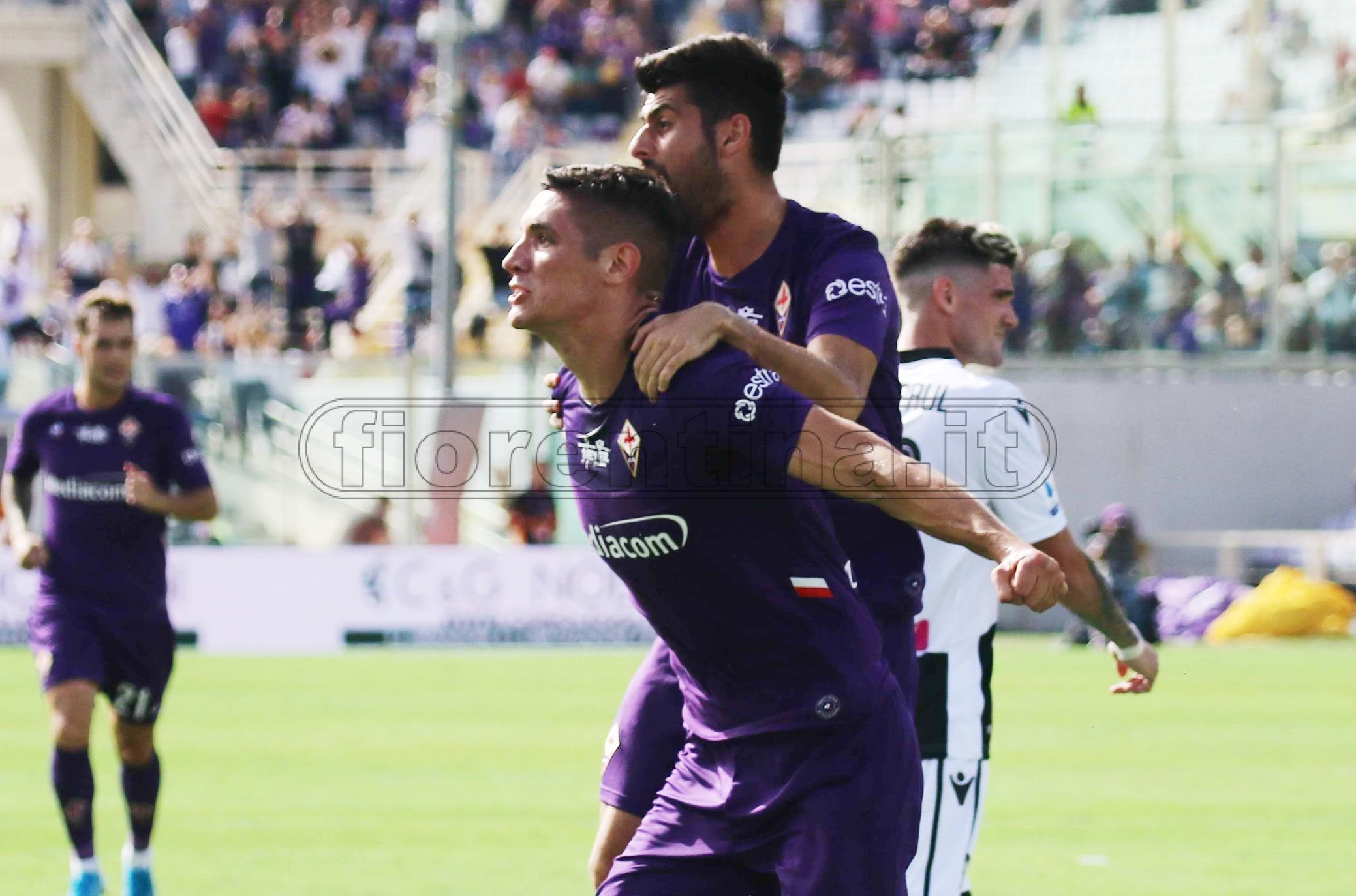 Il vero 9 si chiama Milenkovic: sta per entrare Vlahovic, segna un difensore