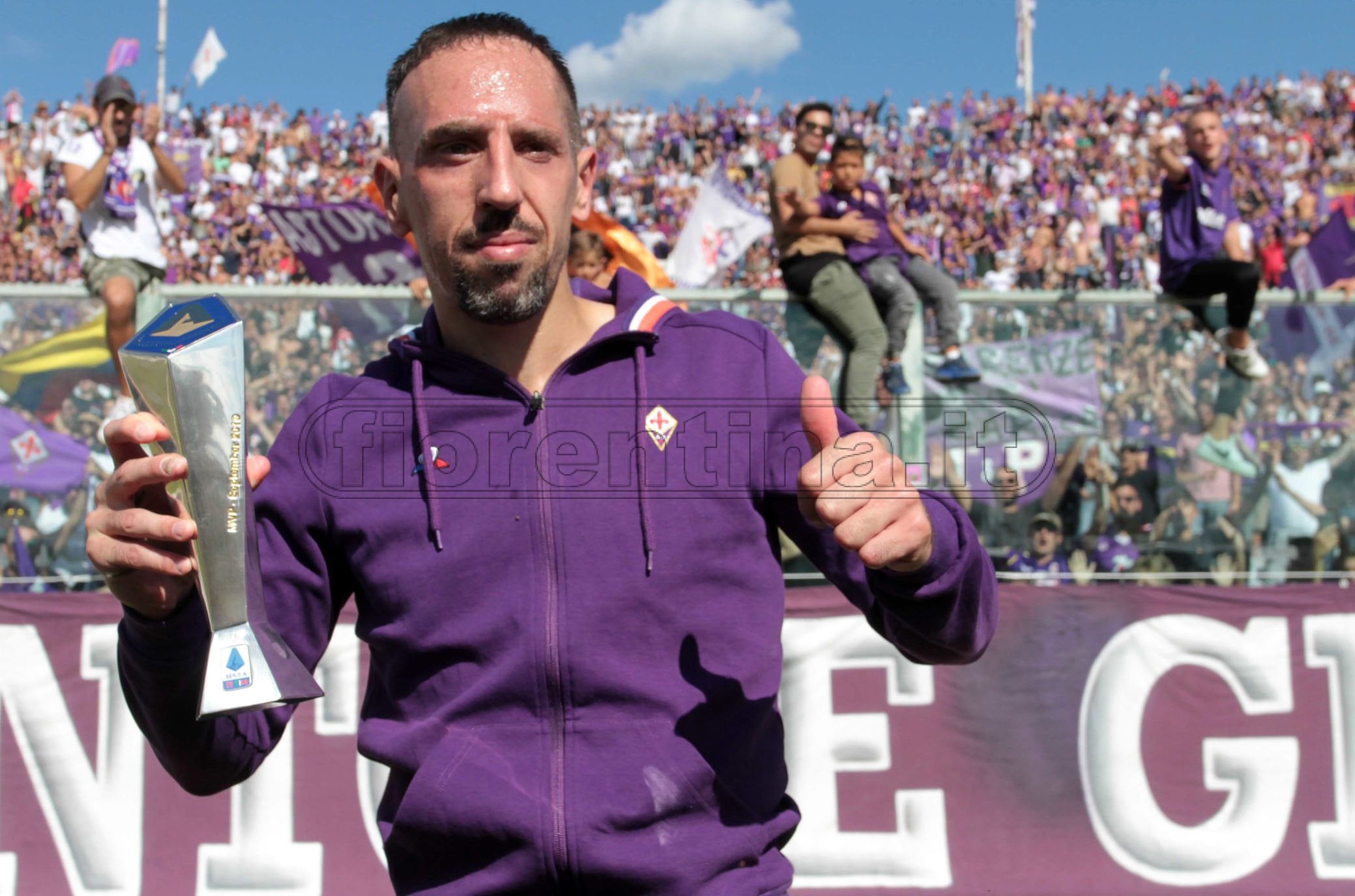 Giocatore del mese, Ribery lo dedica ai tifosi: "E' tutto vostro" (Foto)