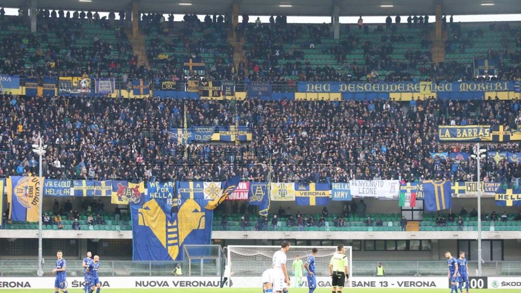 Hellas, la Curva Sud: “Scusateci, non abbiamo trovato il pallone di Balotelli”