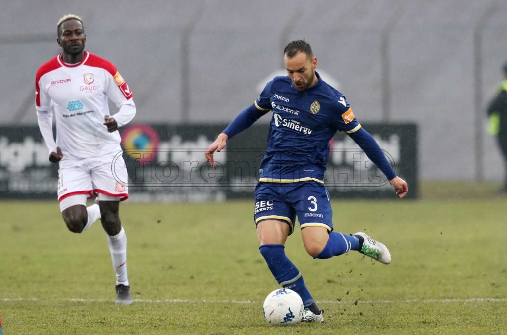 Verona, Vitale: "Fiorentina? Tutte le partite nascondo delle insidie. La nostra forza è il gruppo"
