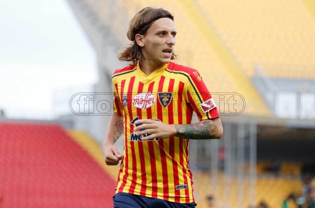 Lecce, Petriccione: “Mi piacerebbe tornare viola. Anche a Firenze ce la giocheremo”