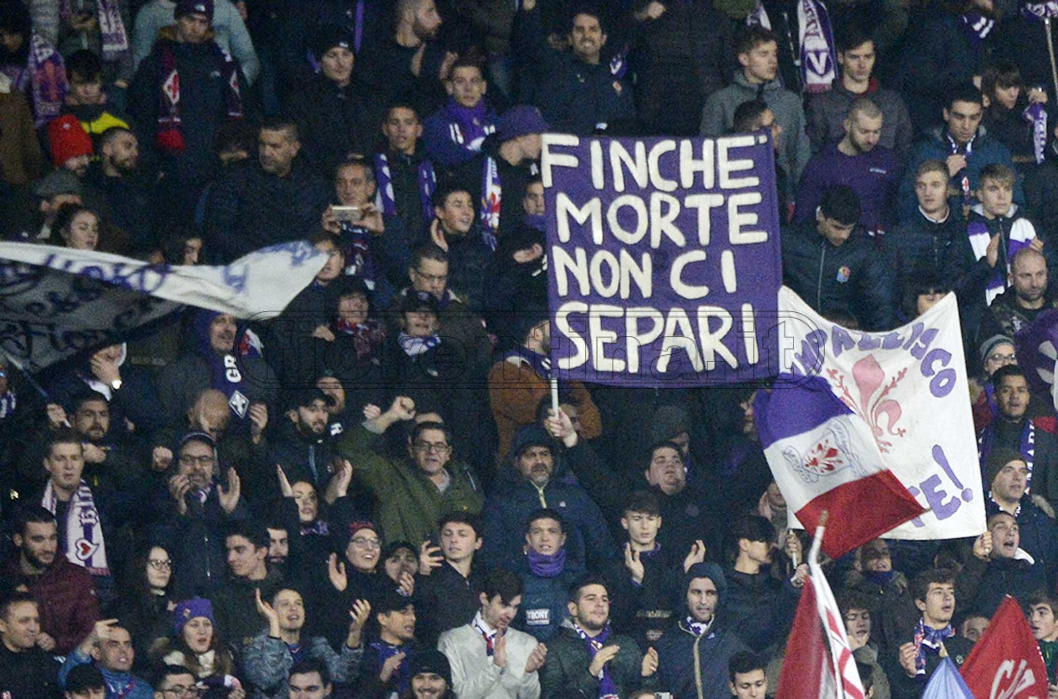 Fiorentina-Lecce, le immagini dei tifosi viola al Franchi nella gallery di VI.IT