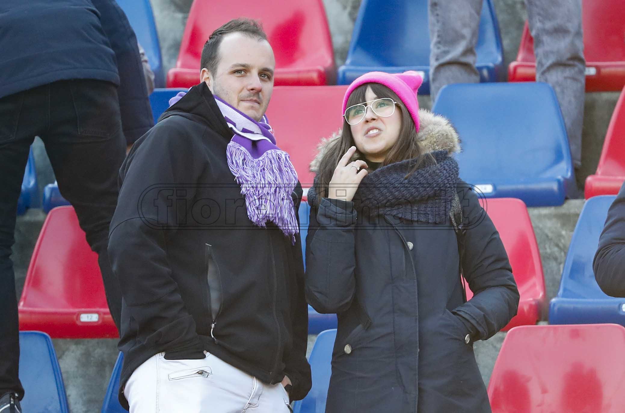 BOLOGNA - ITALY, 06-01-20 -FOTO DI CASTALDI / SILPRESS - 18° GIORNATA DI CAMPIONATO SERIE A TIM - STADIO RENATO DALL’ARA - BOLOGNA VS FIORENTINA, NELLA FOTO: TIFOSI DELLA FIOORENTINA IN TRASFERTA A BOLOGNA