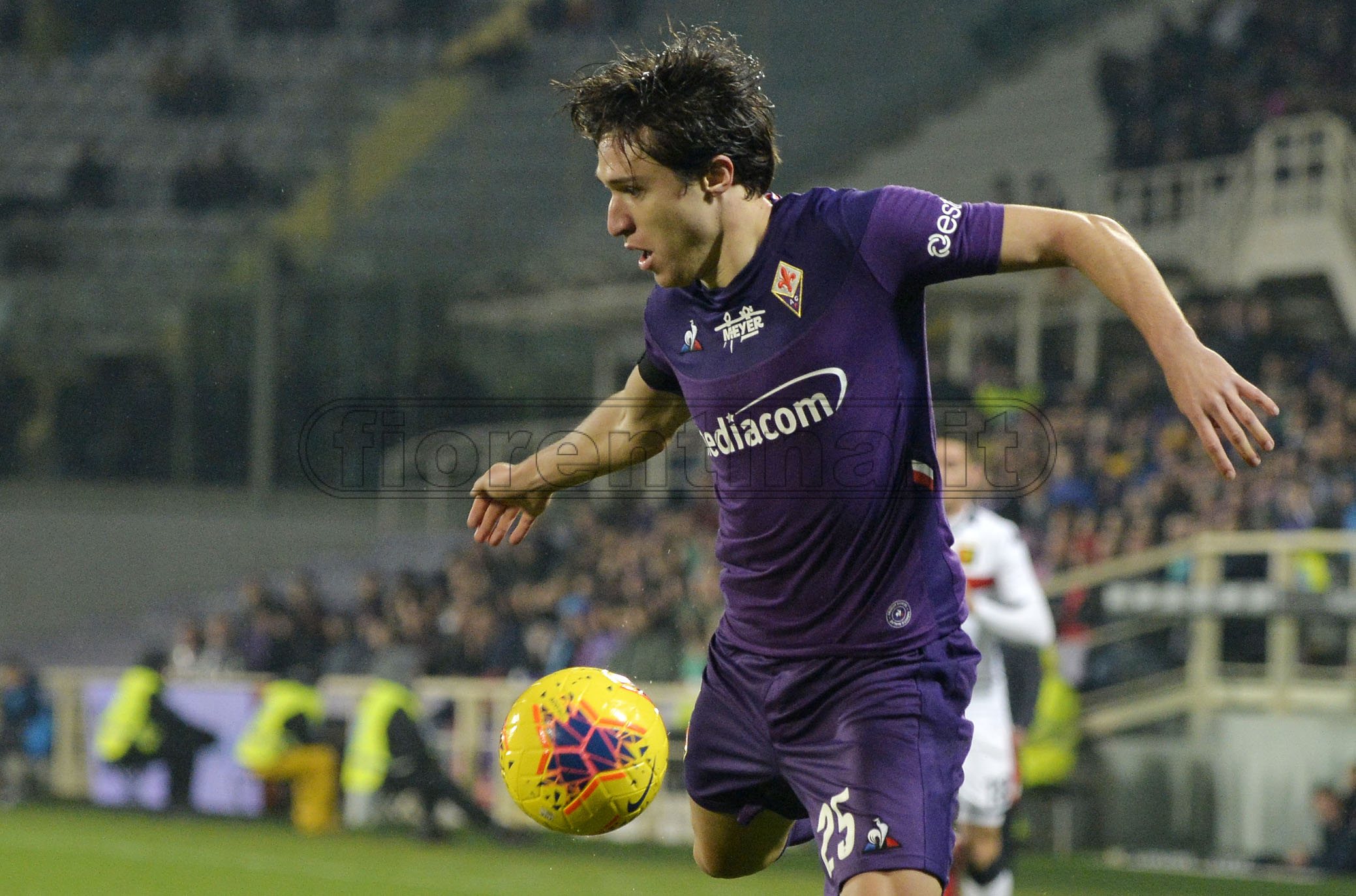 Chiesa: "Giocando nella Fiorentina ho realizzato il mio sogno. Firenze è casa mia"