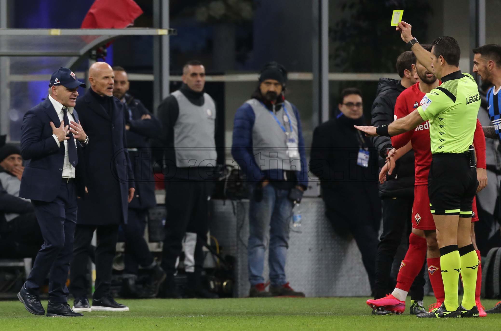 INTER - FIORENTINA COPPA ITALIA 29-01-2020 GIUSEPPE BEPPE IACHINI AMMONITO DALL'ARBITRO DOVERI. SILPRESS
