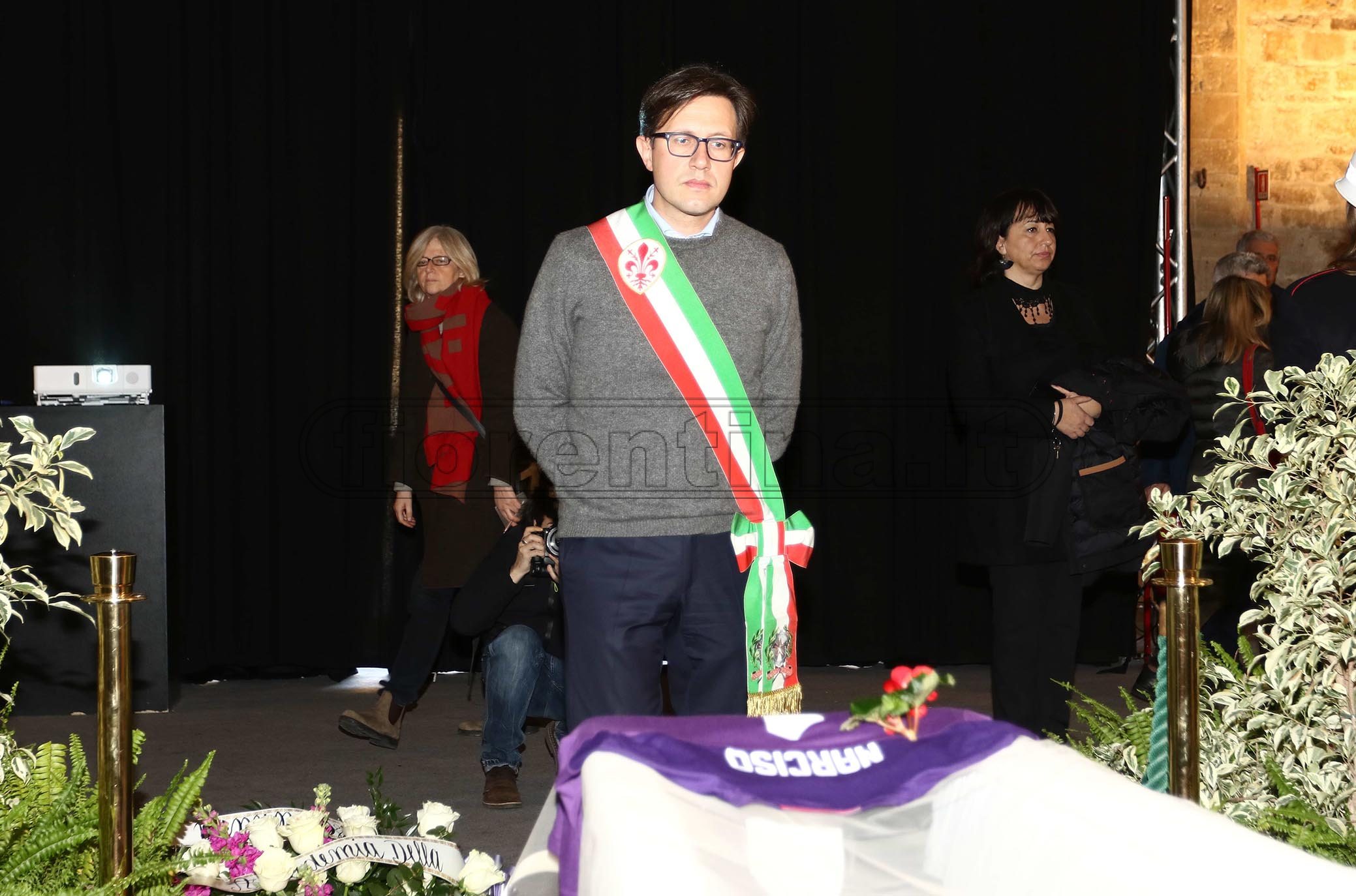 NARCISO PARIGI 26-01-2020 CAMERA ARDENTE IN PALAZZO VECCHIO IN SALA D'ARME IL FERETRO DEL MAESTRO. IL SINDACO DARIO NARDELLA.GALASSI SILVANO/SILPRESS