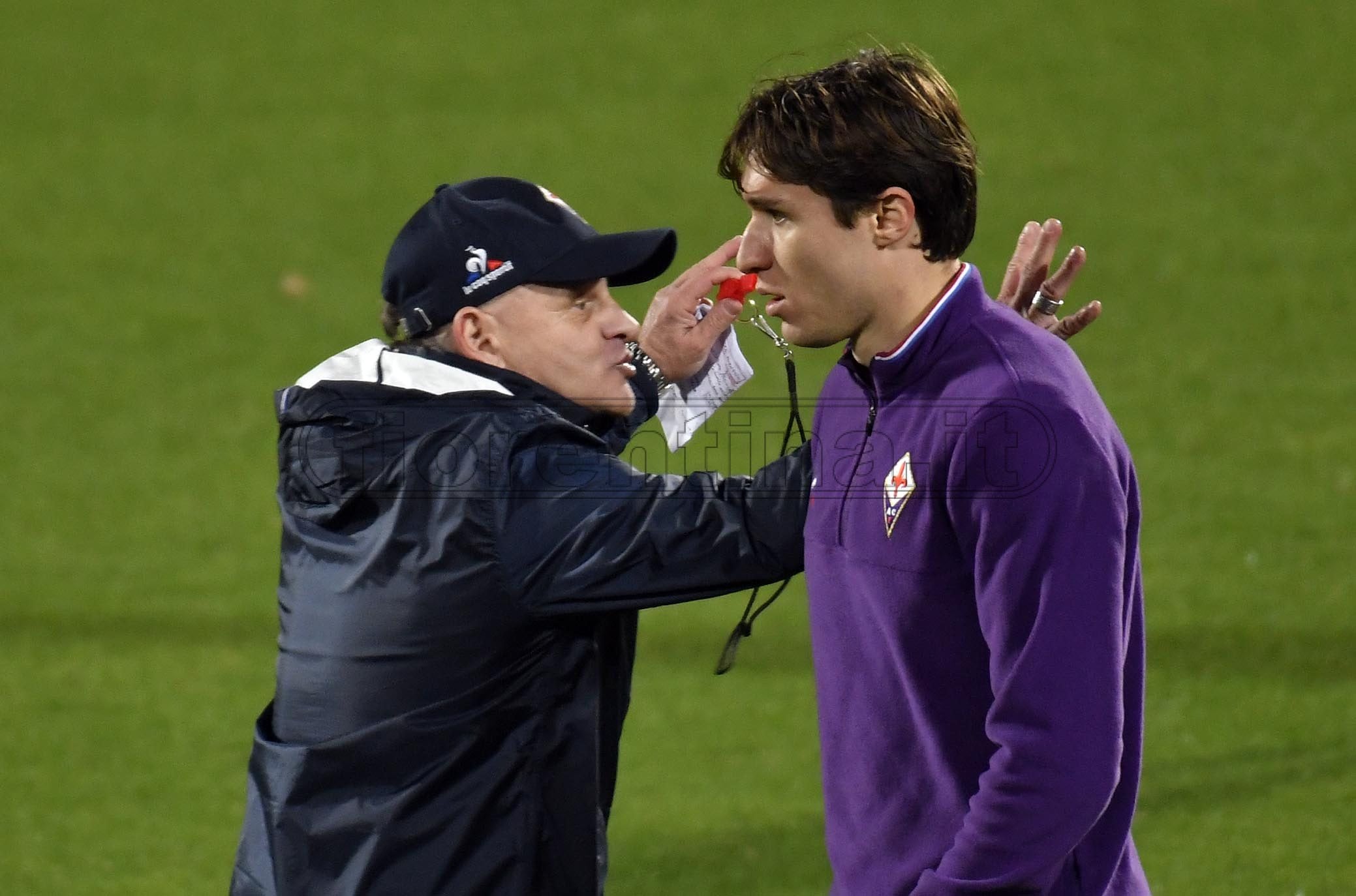 Chiesa: "Penso solo alla Fiorentina. I nostri tifosi meritano di più"