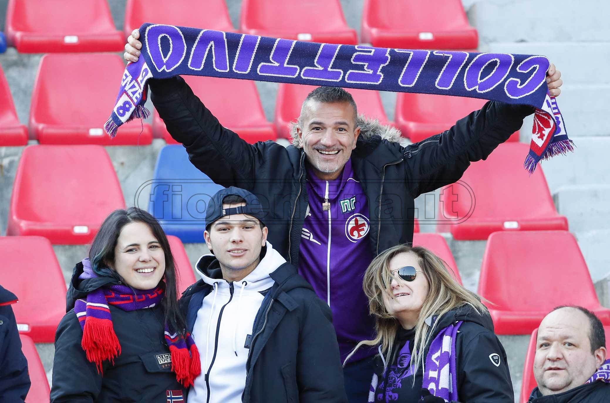 BOLOGNA - ITALY, 06-01-20 -FOTO DI CASTALDI / SILPRESS - 18° GIORNATA DI CAMPIONATO SERIE A TIM - STADIO RENATO DALL’ARA - BOLOGNA VS FIORENTINA, NELLA FOTO: TIFOSI DELLA FIOORENTINA IN TRASFERTA A BOLOGNA