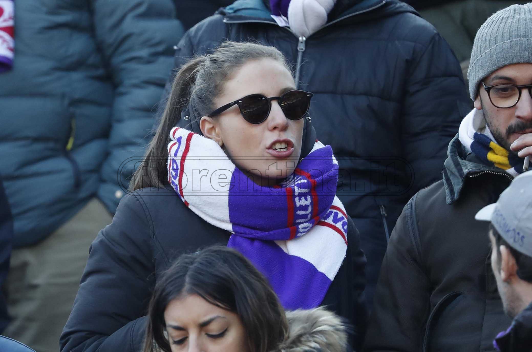 BOLOGNA - ITALY, 06-01-20 -FOTO DI CASTALDI / SILPRESS - 18° GIORNATA DI CAMPIONATO SERIE A TIM - STADIO RENATO DALL’ARA - BOLOGNA VS FIORENTINA, NELLA FOTO: TIFOSI DELLA FIOORENTINA IN TRASFERTA A BOLOGNA