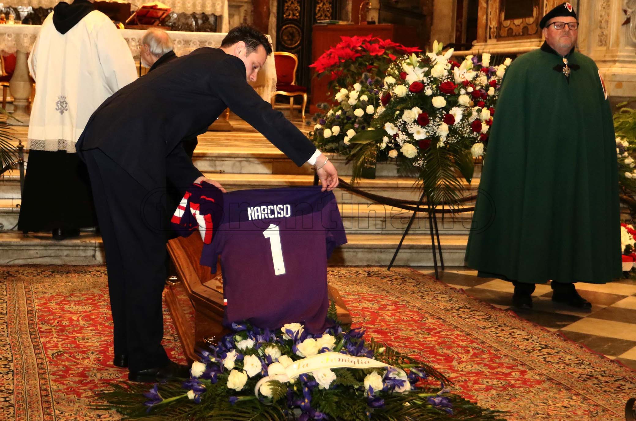 La giornata viola, il riassunto