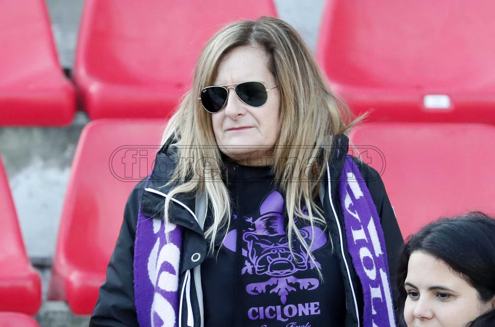 BOLOGNA - ITALY, 06-01-20 -FOTO DI CASTALDI / SILPRESS - 18° GIORNATA DI CAMPIONATO SERIE A TIM - STADIO RENATO DALL’ARA - BOLOGNA VS FIORENTINA, NELLA FOTO: TIFOSI DELLA FIOORENTINA IN TRASFERTA A BOLOGNA