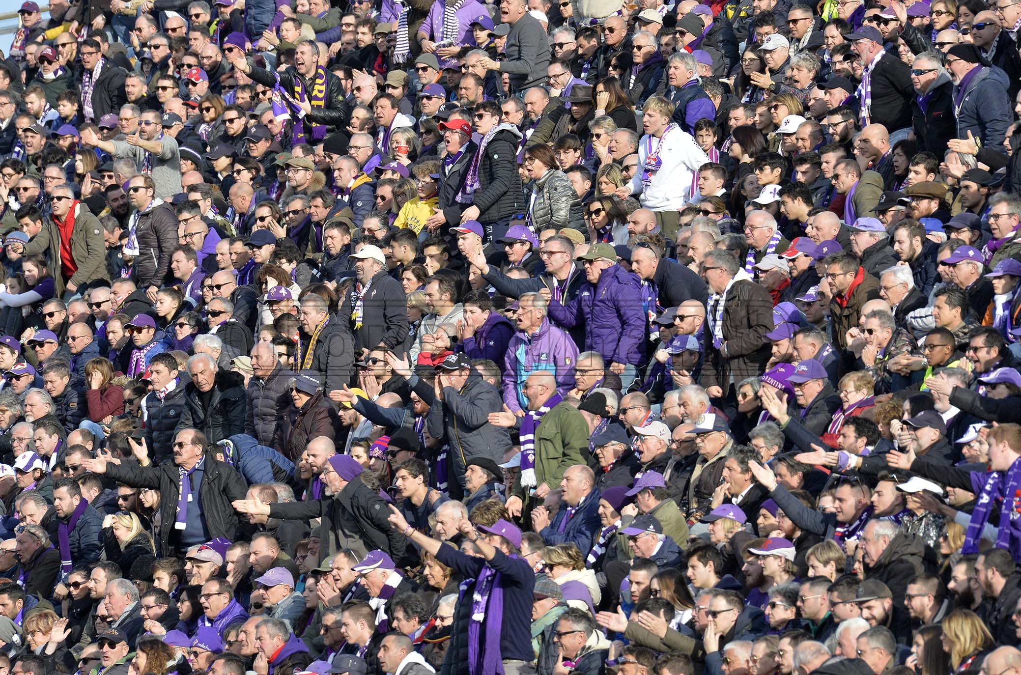 Rimborso abbonamenti: i tifosi si dividono tra acconto sul prossimo anno e beneficienza
