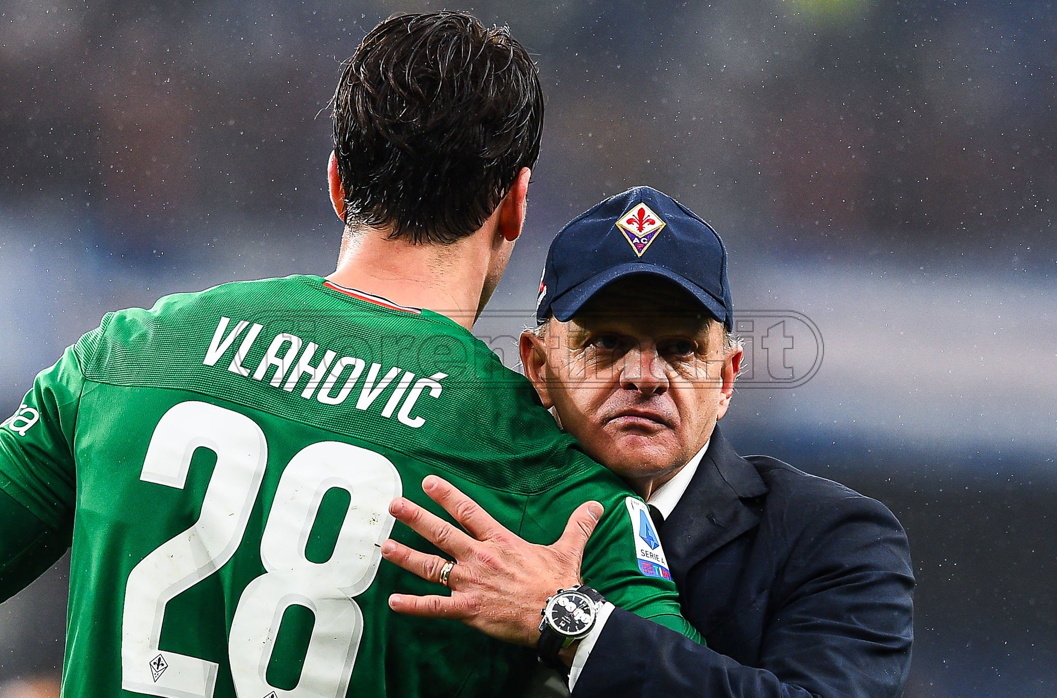 Verona, offerta ufficiale per il prestito di Vlahovic. Benassi...