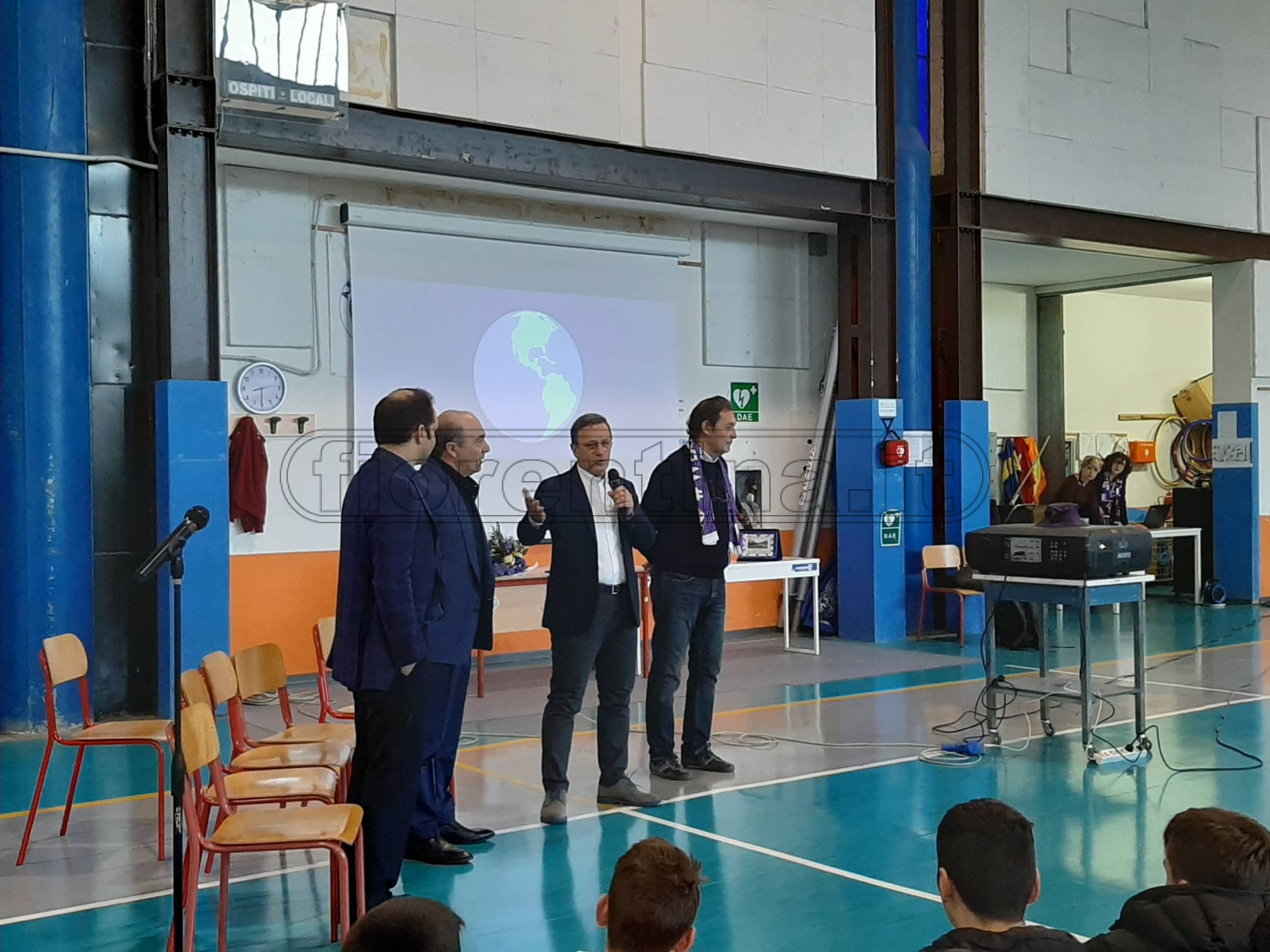 Commisso, questa mattina incontro con gli studenti. E' già al Gobetti-Volta (FOTO)