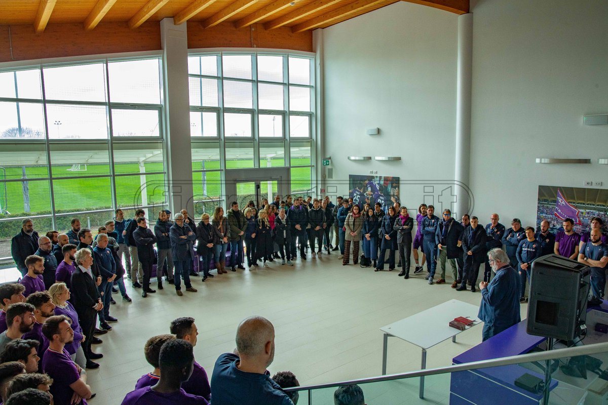 La Fiorentina celebra Davide Astori con una funzione nel centro sportivo (FOTO)