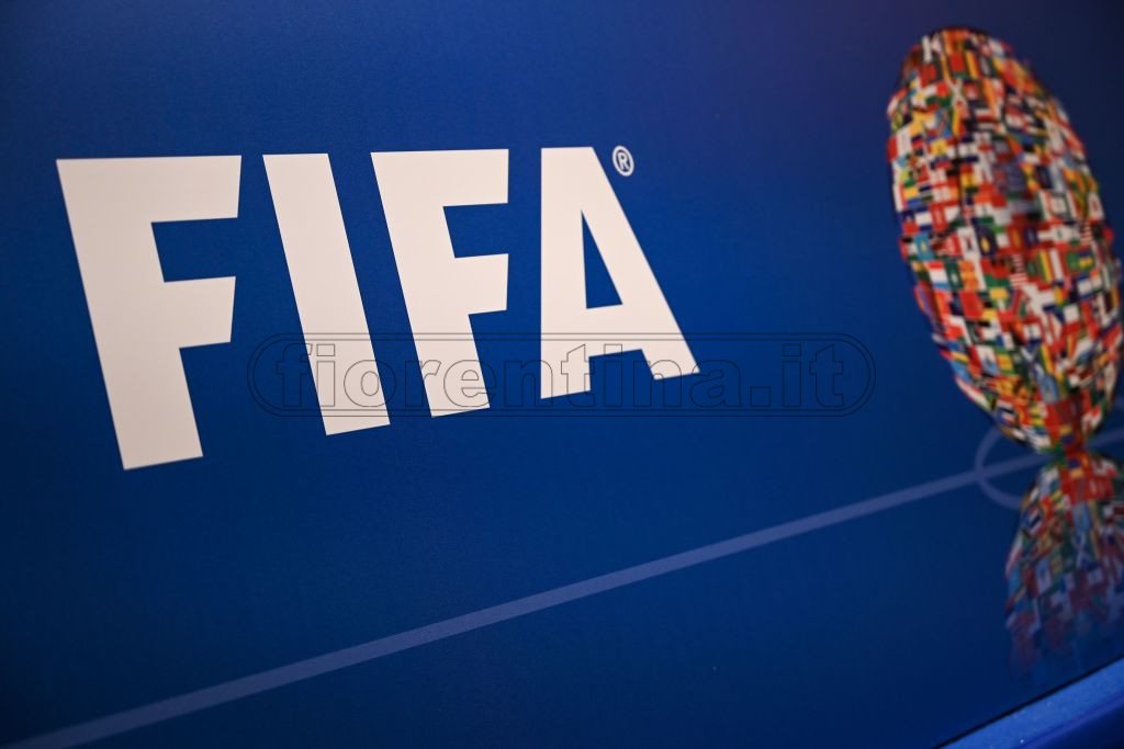 Mercato post Covid. La Fifa punta sul ’sempre aperto’. In italia c’è più voglia di bimestre