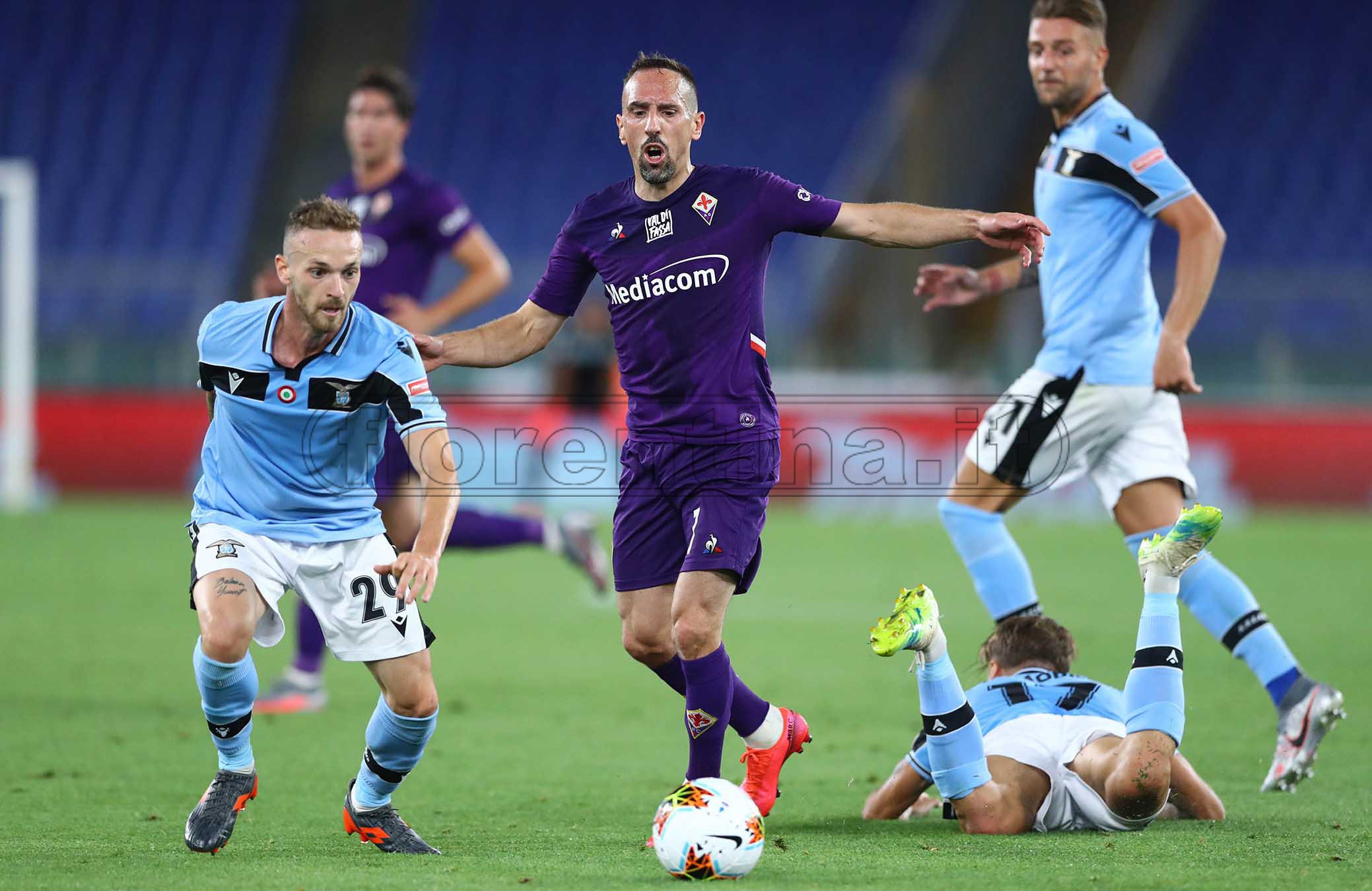Rabbia viola, la magia di Ribery illude. Buon gioco e idee chiare. Ma...