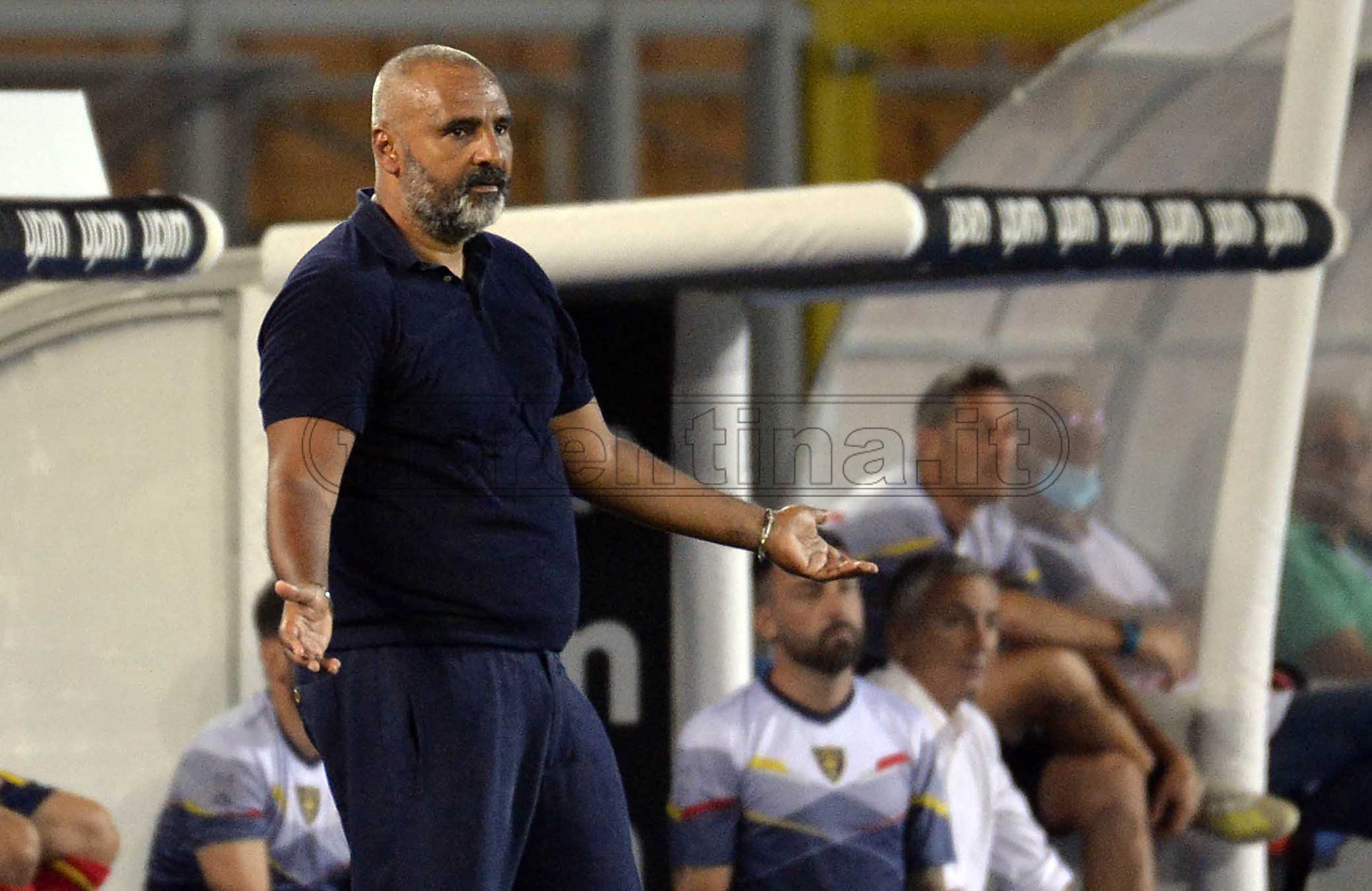 Lecce, Liverani: "Con la Fiorentina abbiamo pagato la terza gara in una settimana"