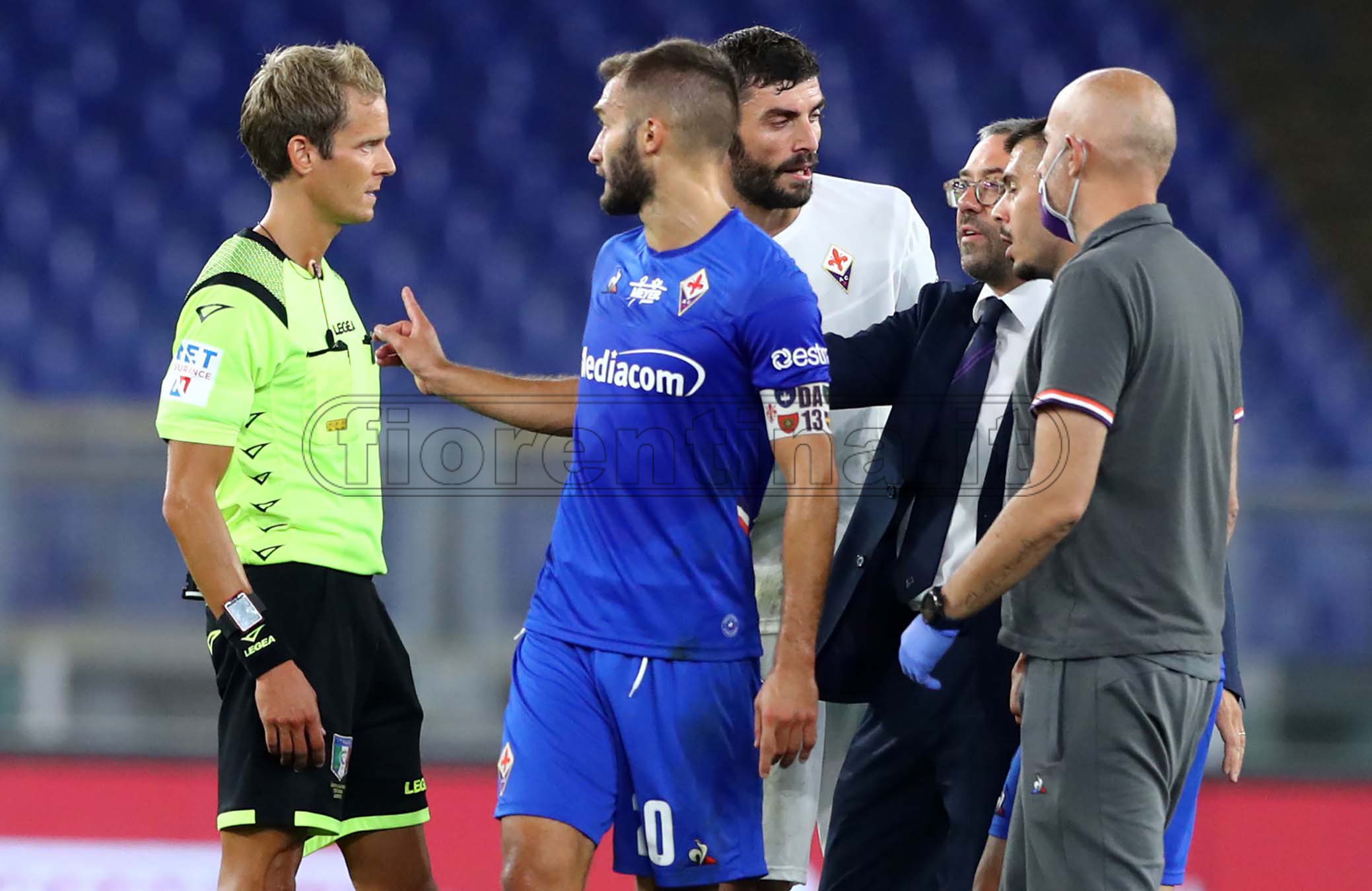 Pezzella, capitano della rivolta. Squadra al fianco di Commisso, serve rispetto