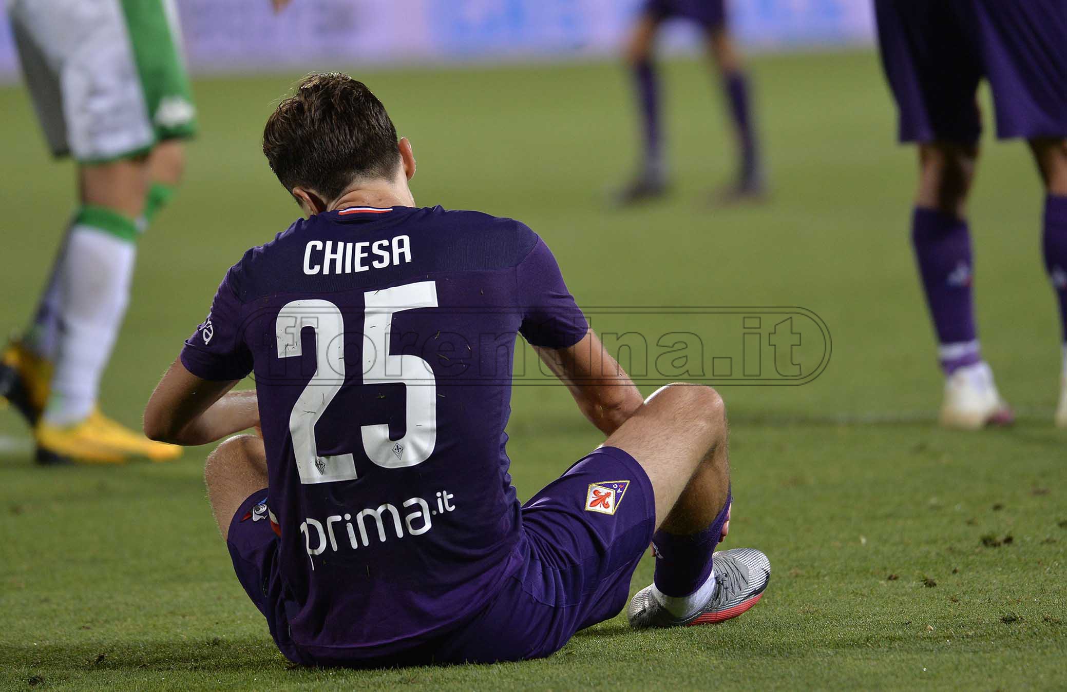 Una squadra che non difende, non gioca e non segna. Come si risolleva la Fiorentina?
