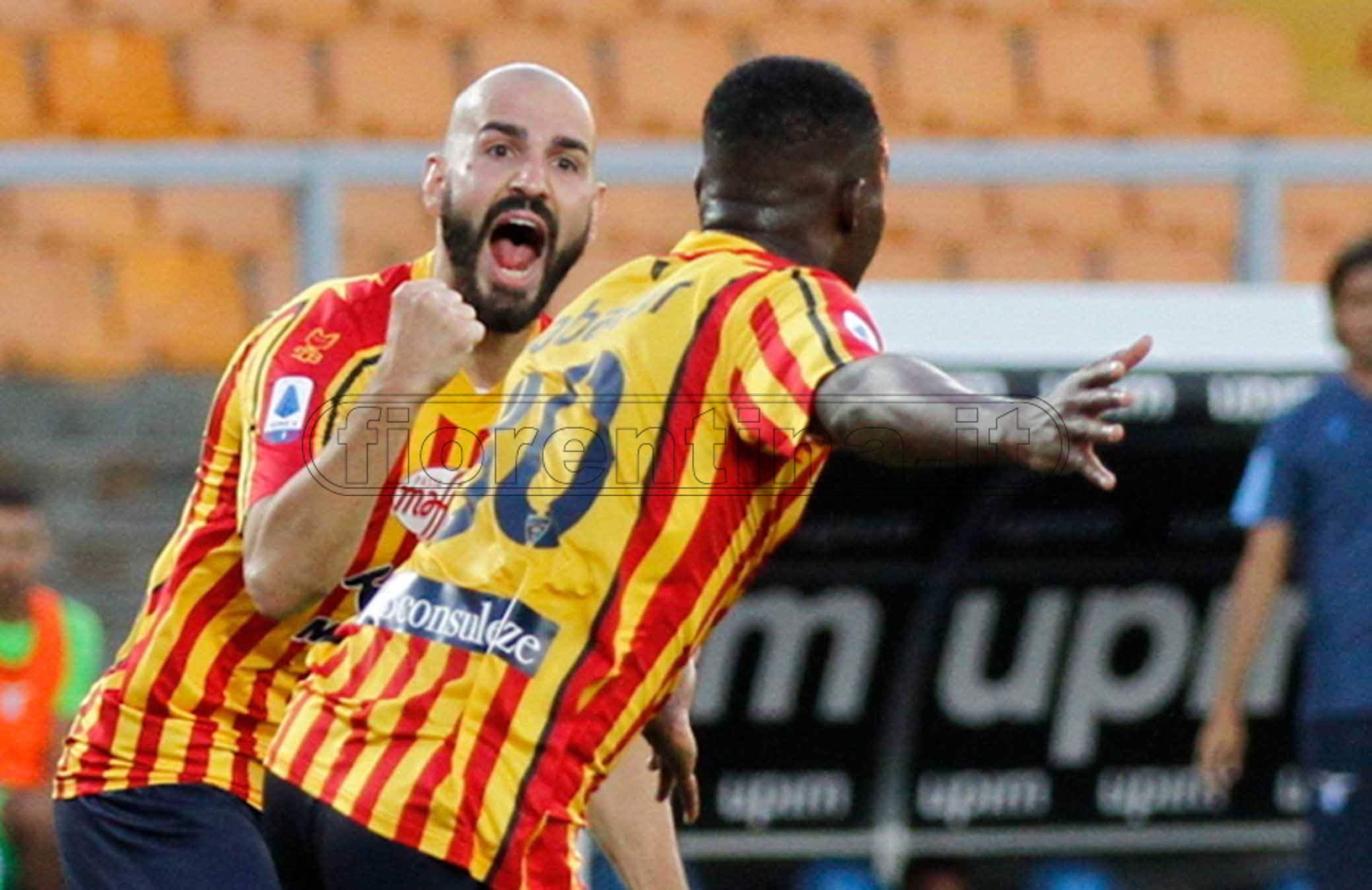 Serie A, la Lazio perde ancora. Al Via del Mare vince il Lecce in rimonta