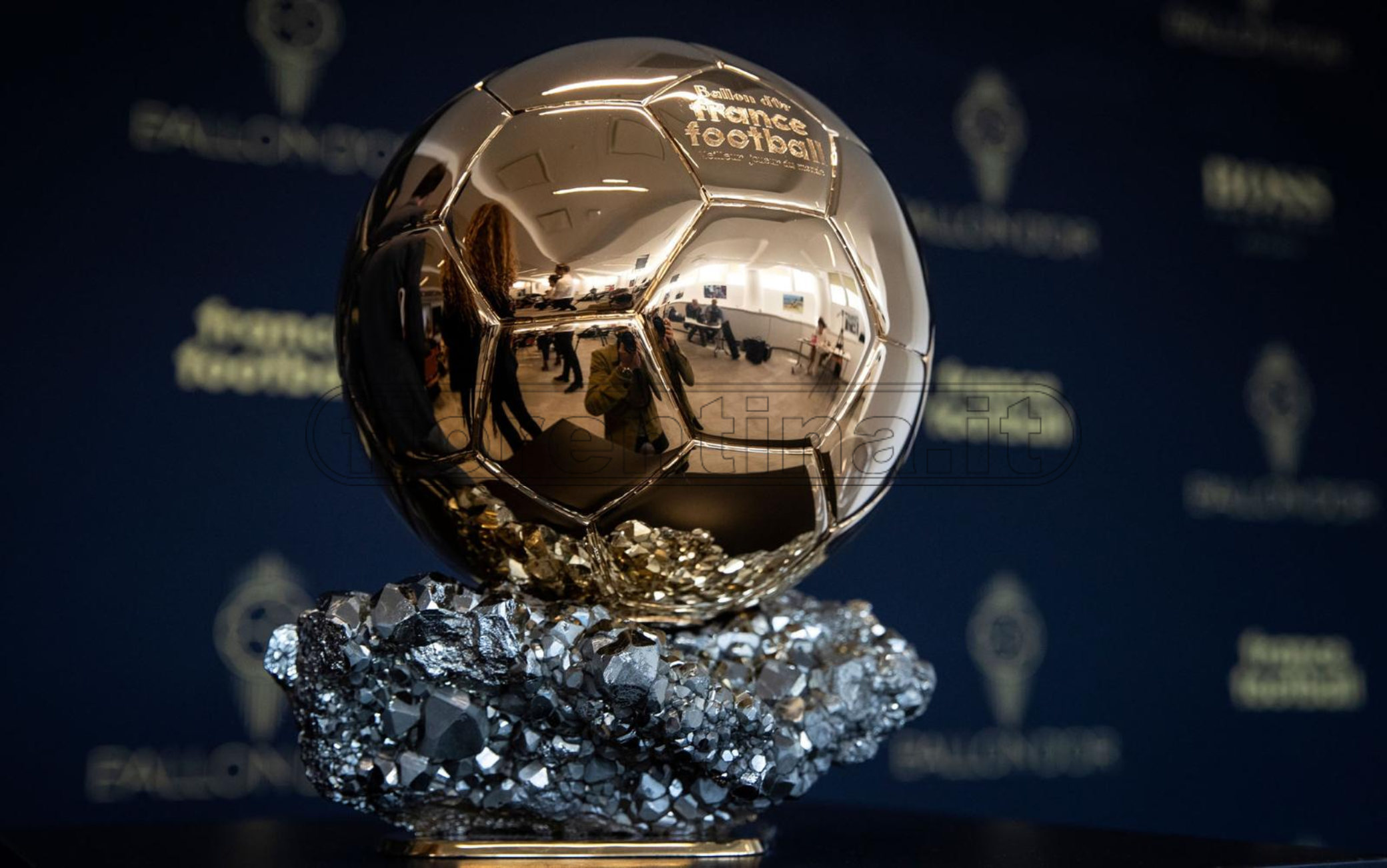 Ufficiale: niente Pallone d'Oro 2020. Lo annuncia France Football