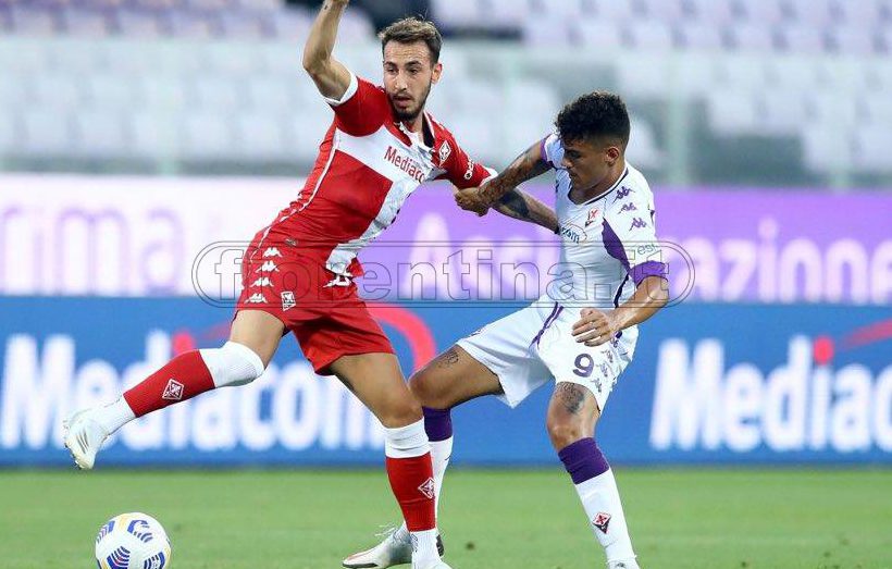Roma ancora su Castrovilli e Vlahovic, ma costano troppo. Fiorentina propone Biraghi