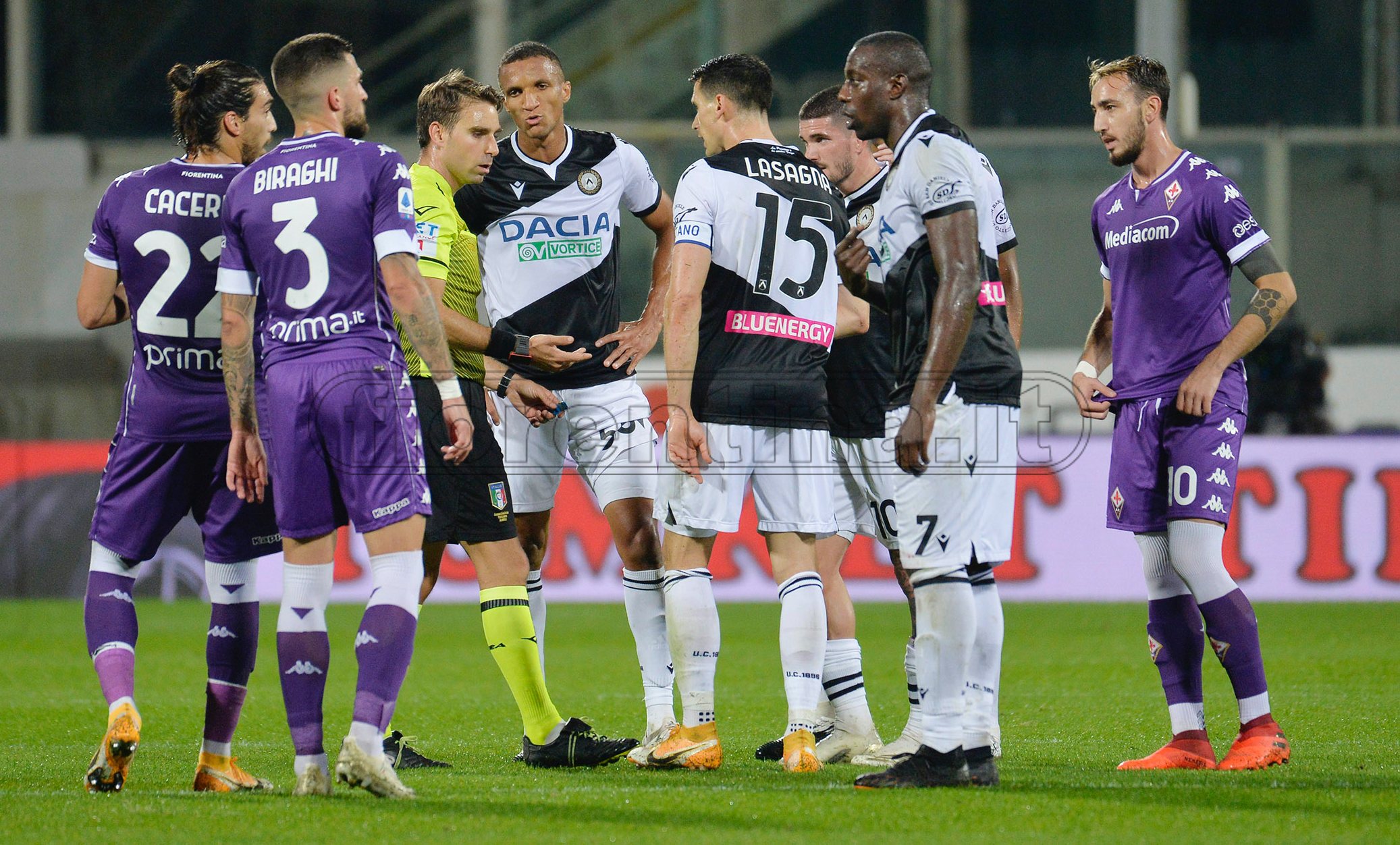 Qui Udinese: 4-3-3 con Pussetto-Lasagna-Deulofeu. Out Okaka. C'è Mandragora